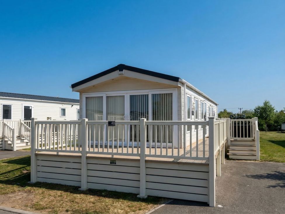 Almond Retreat - Lincolnshire