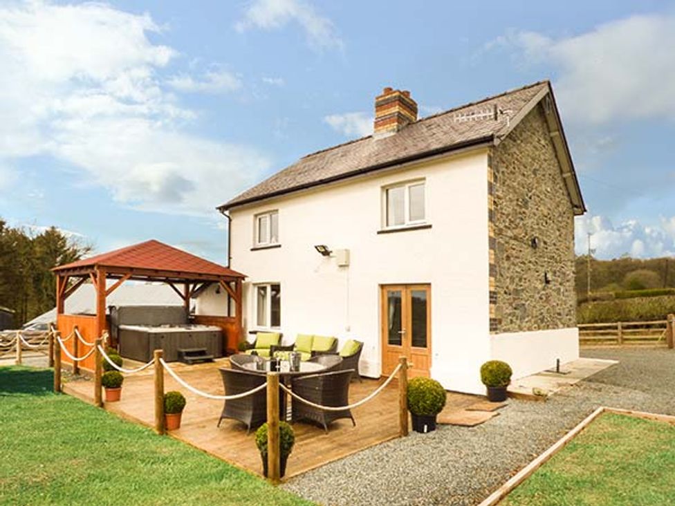 Cwmcelyn - Llandrindod Wells
