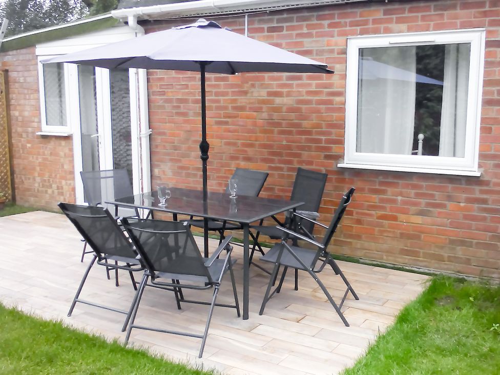 Cottage ∙ 2 Bedrooms ∙ 4 Guests - Norwich