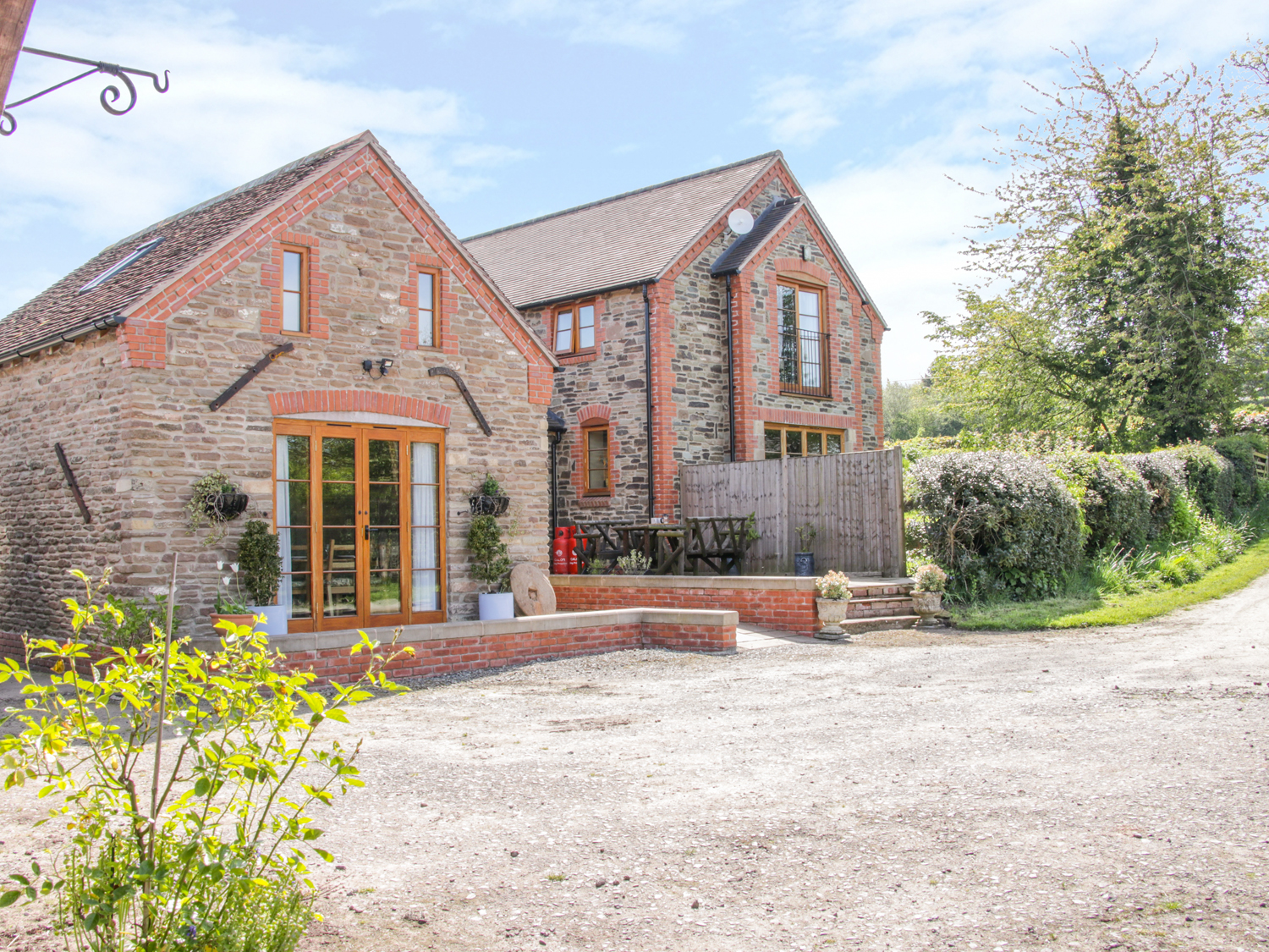 High Grove - Sleeps 2