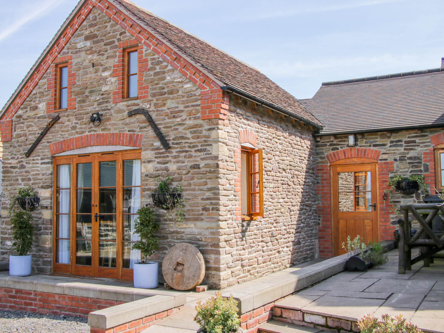 High Grove - Sleeps 2