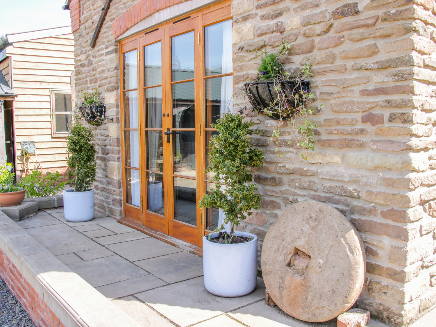 High Grove - Sleeps 2