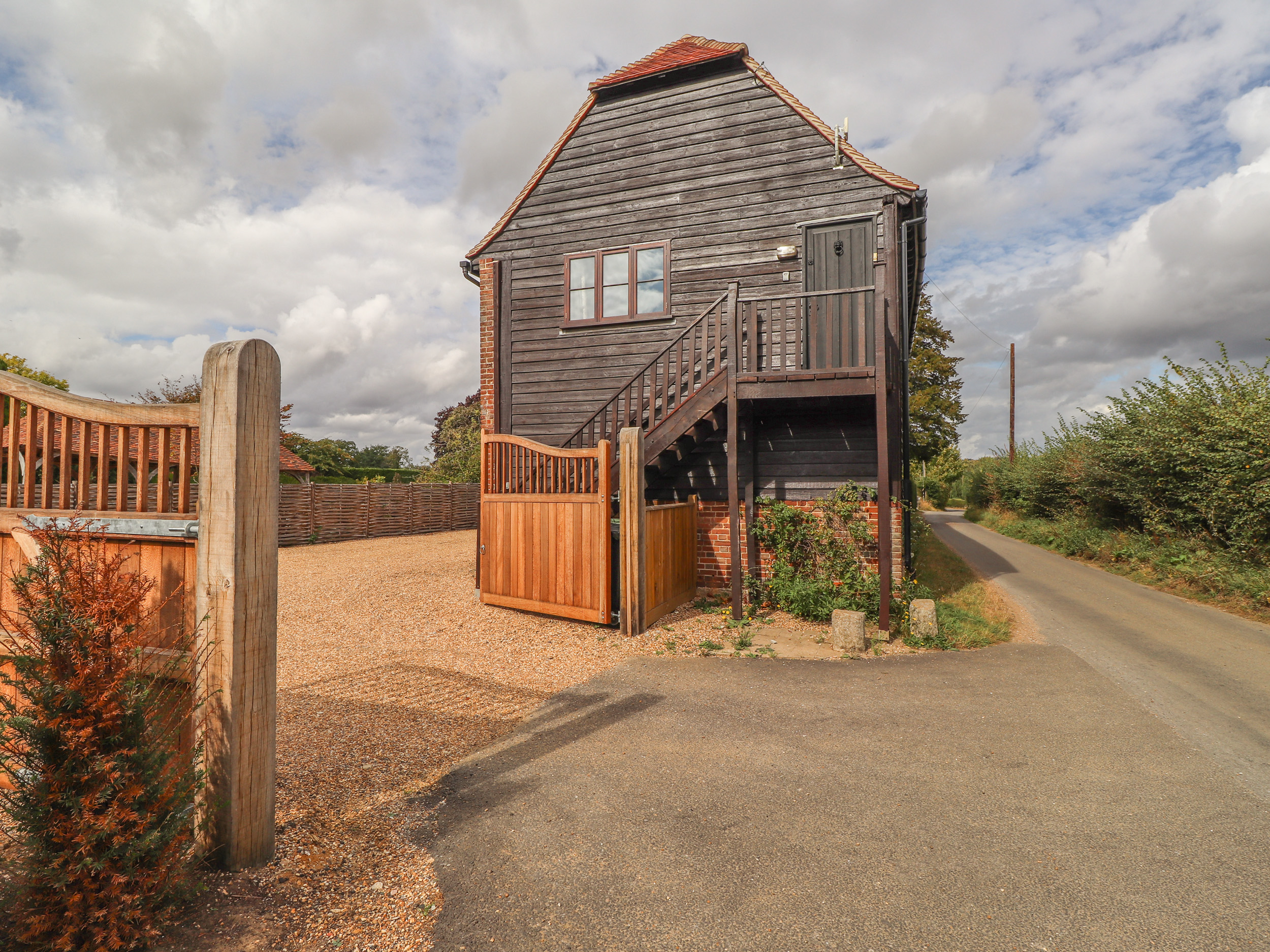 Holiday cottage, Hollingbourne (The Oast)