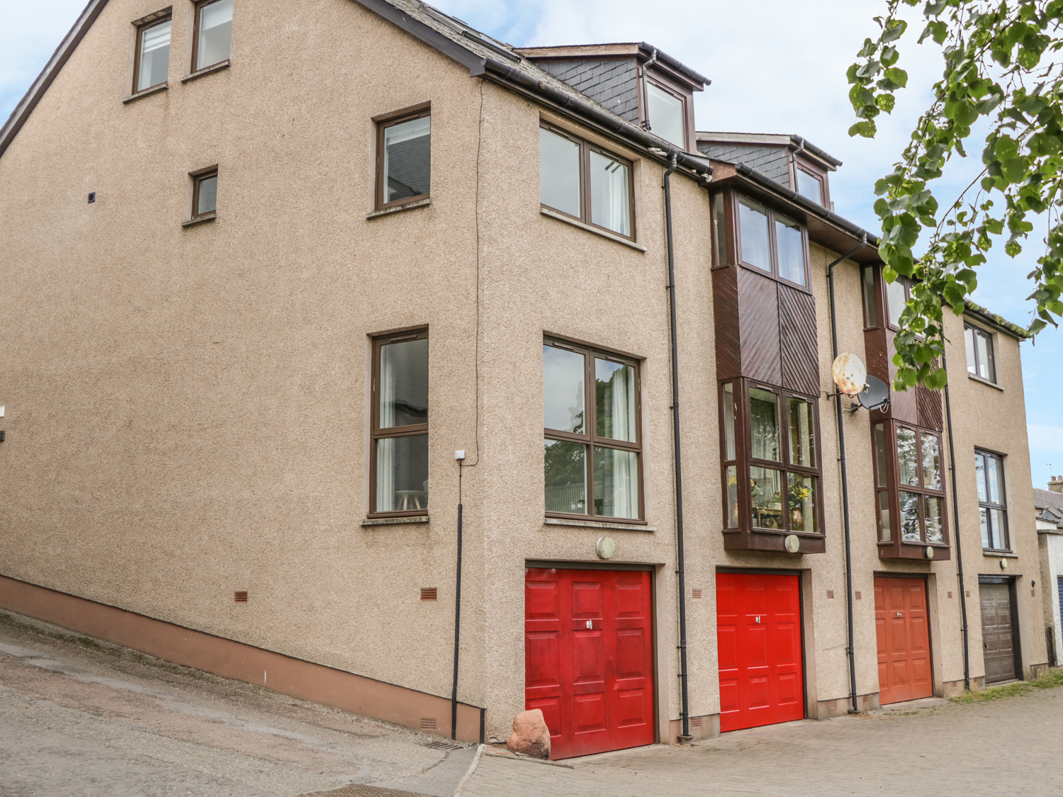 Fishertown House, Nairn Beach Stays