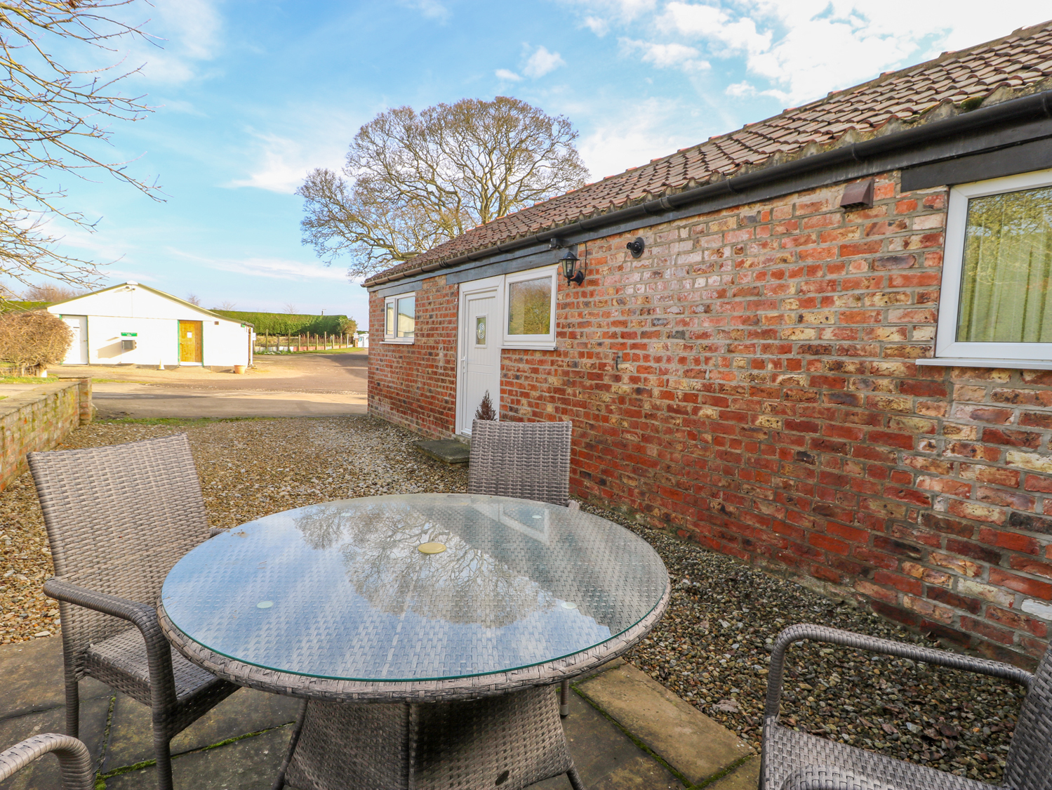Holiday cottage, York (The Cottage at Manor Farm)
