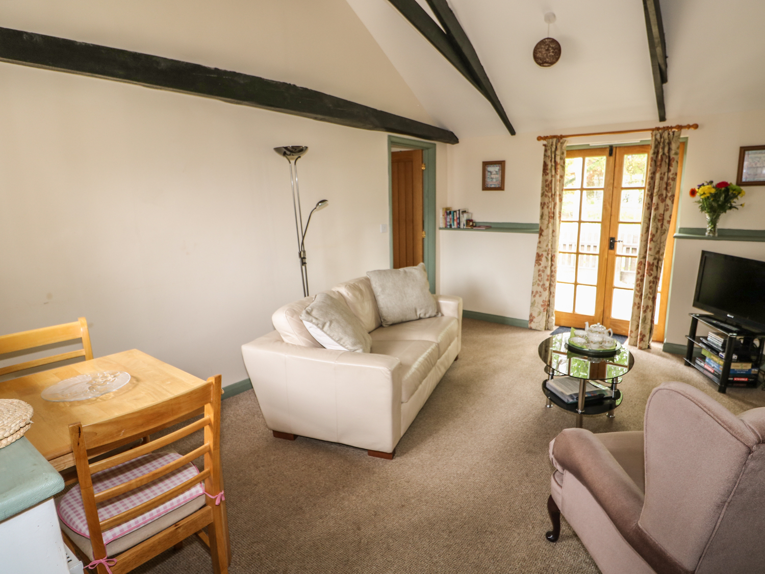 Holiday cottage in Eye, Suffolk - Photo 4