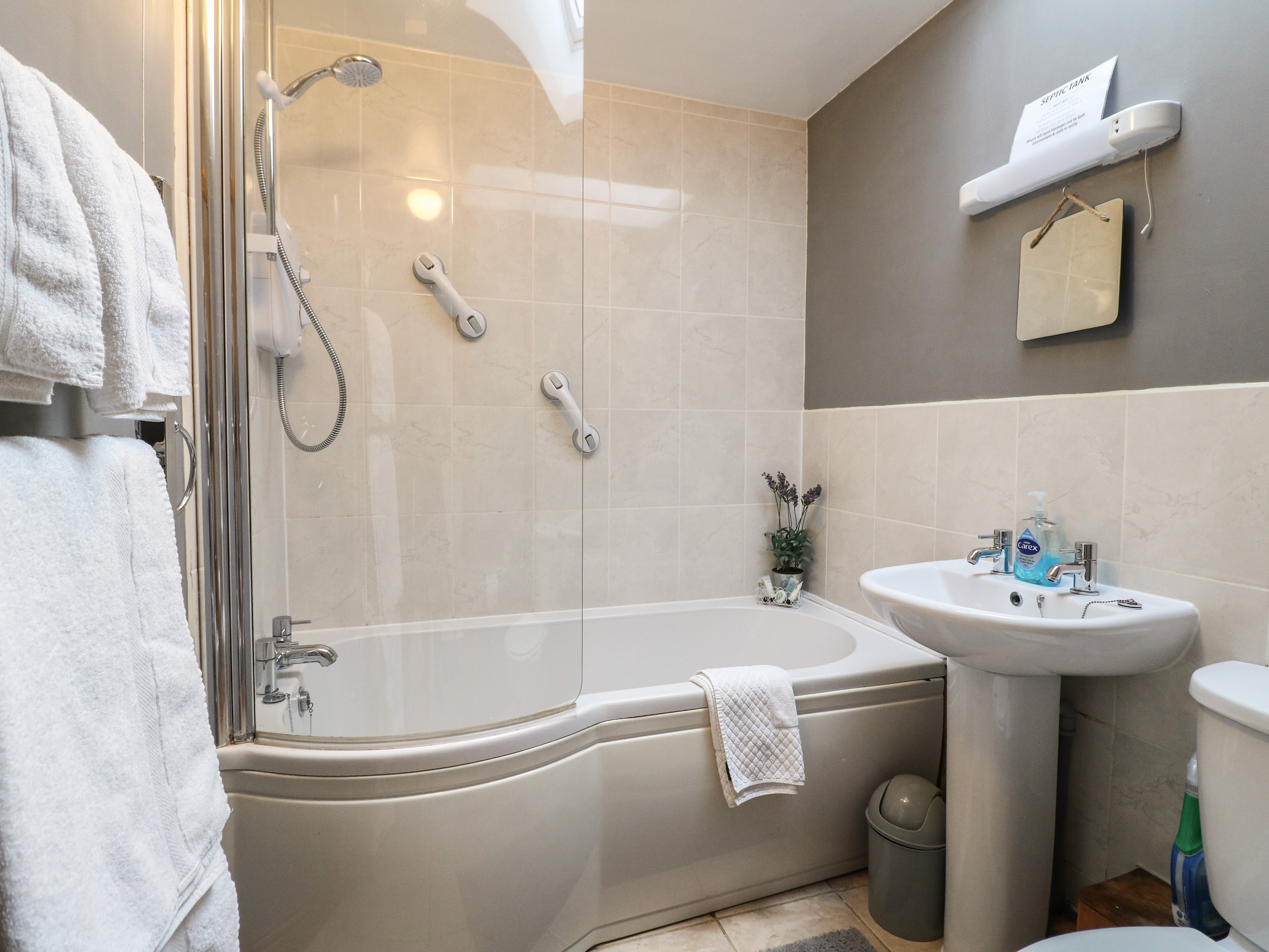 Holiday cottage in Hartington, Derbyshire - Photo 11