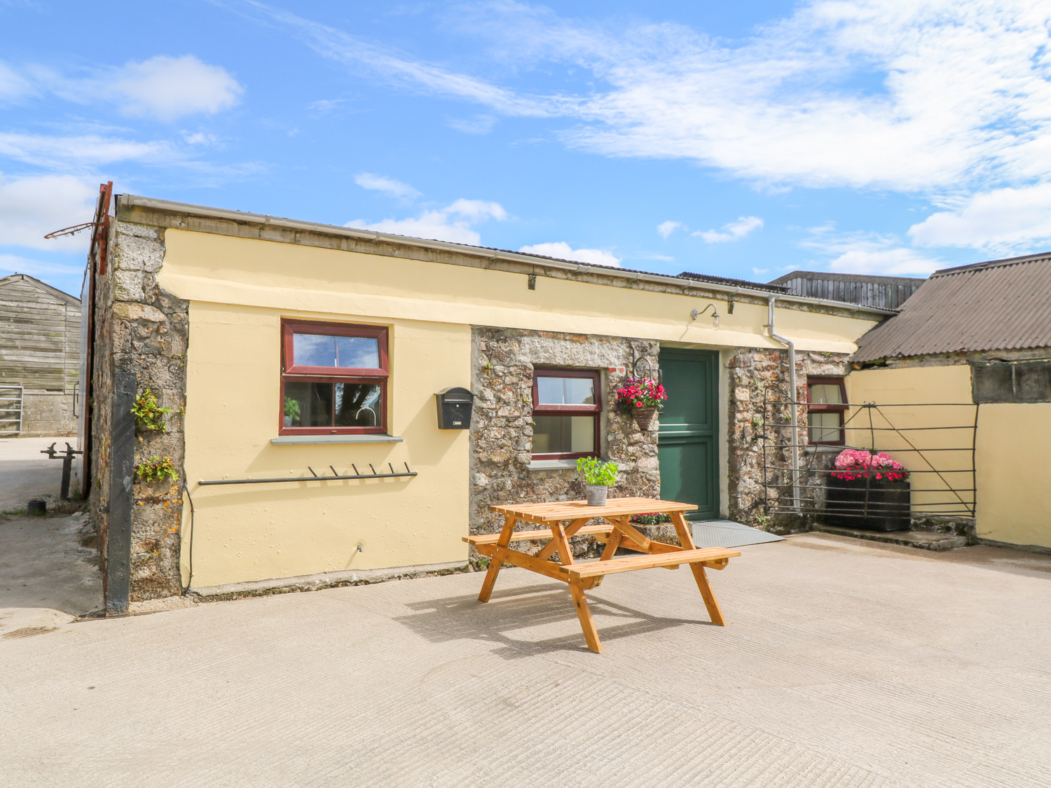 Holiday cottage, Helston ()