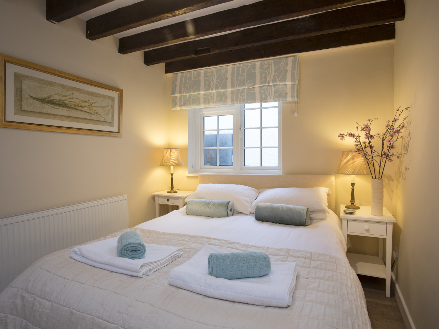 The Coach House - Beaumaris - Sleeps 4