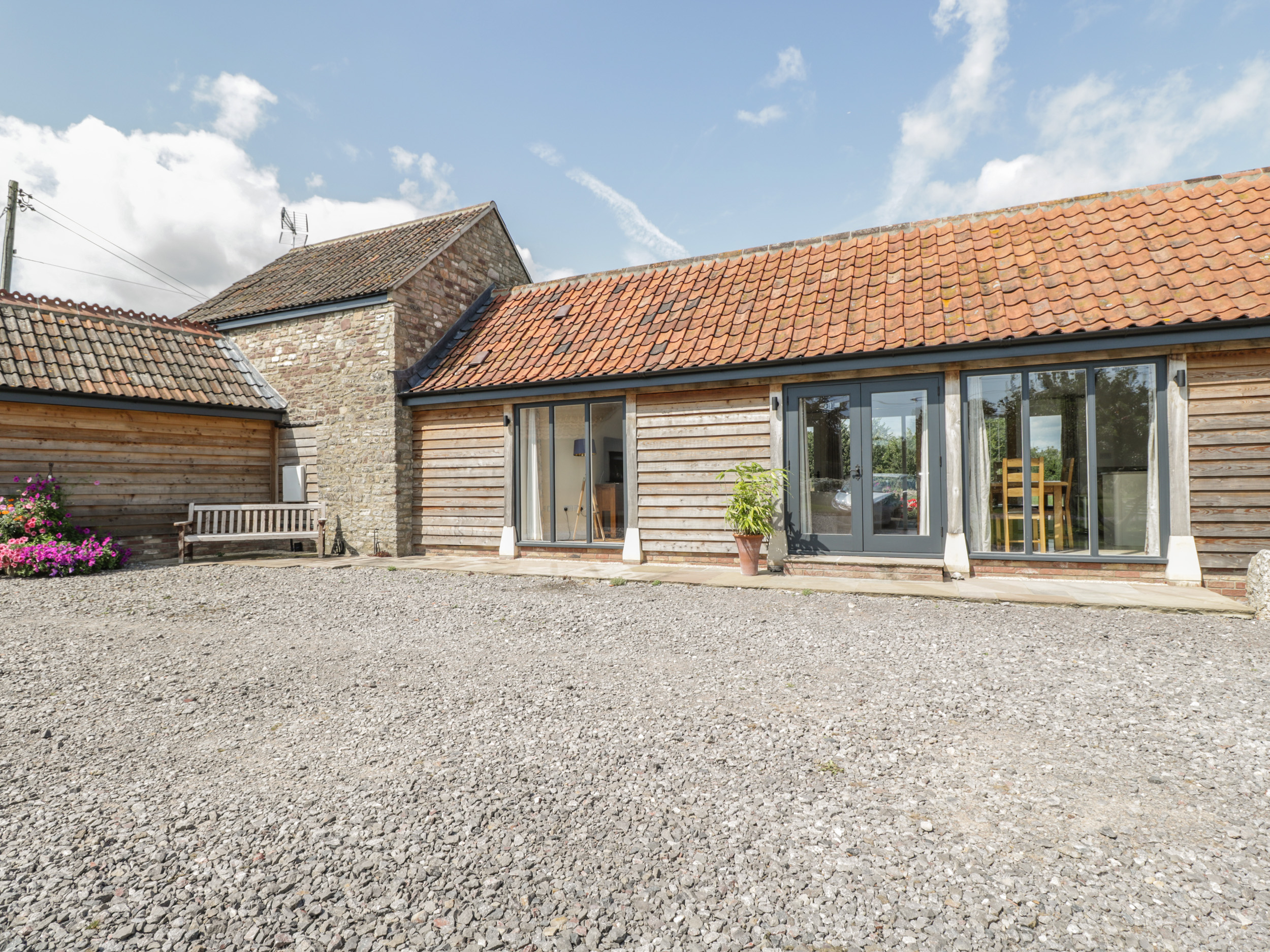 Golden Valley Barn - Sleeps 4