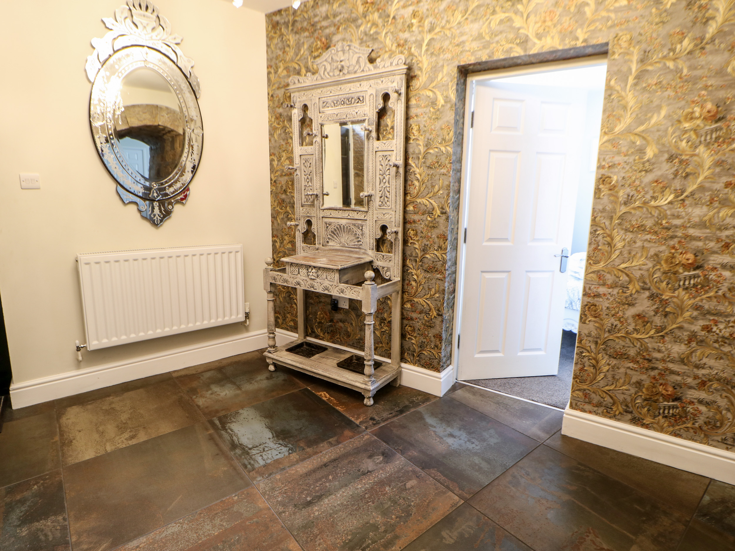Castle keep at Stanhope Castle - Sleeps 7