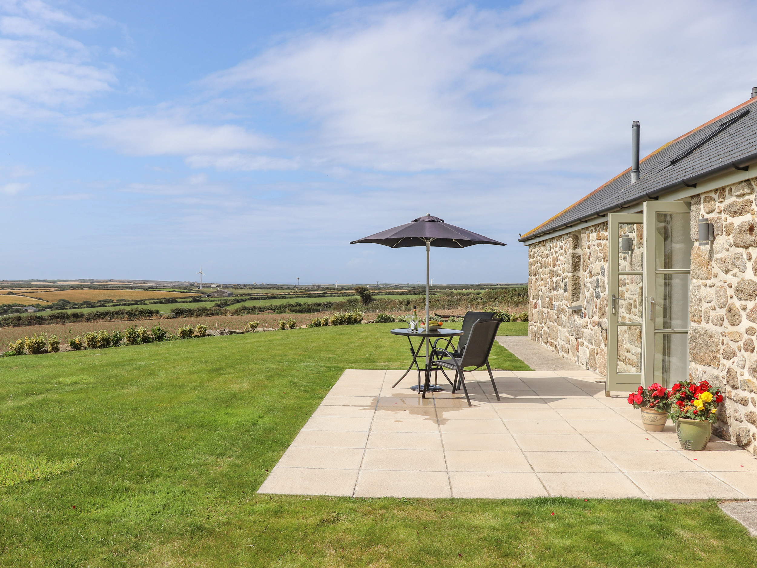 Holiday cottage, Sennen (An Gwel)