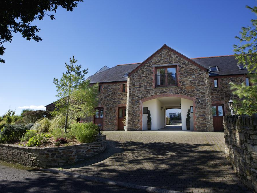 Holiday cottage, Dartmouth ()