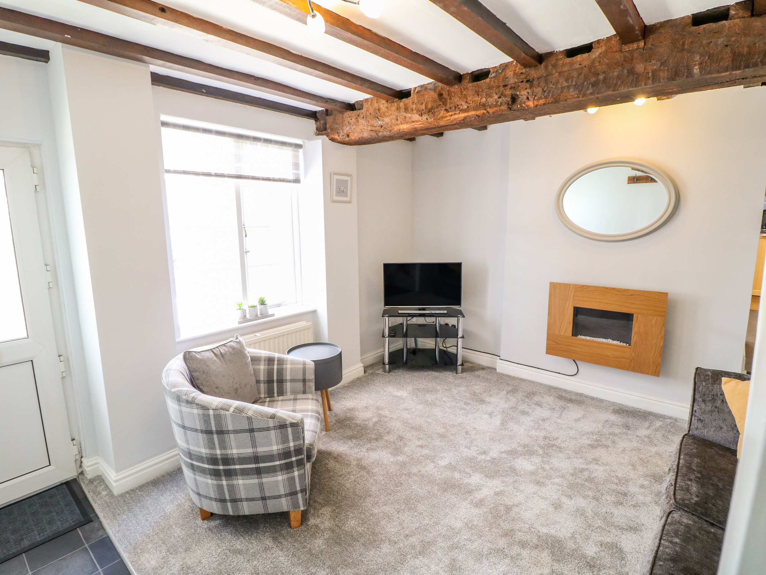 Holiday cottage in Ashbourne, Derbyshire - Photo 4
