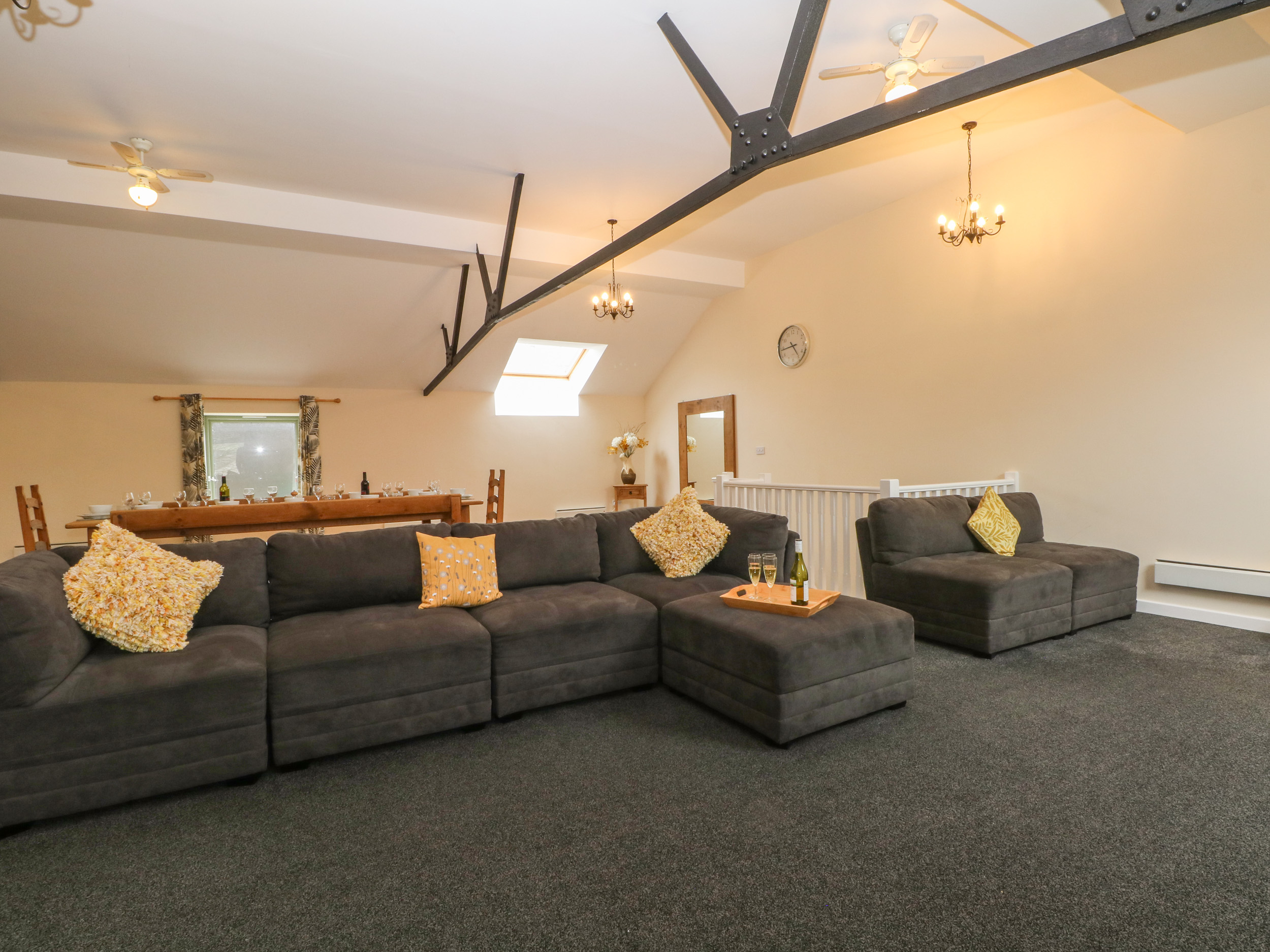 Holiday cottage in Buxton, Derbyshire - Photo 8
