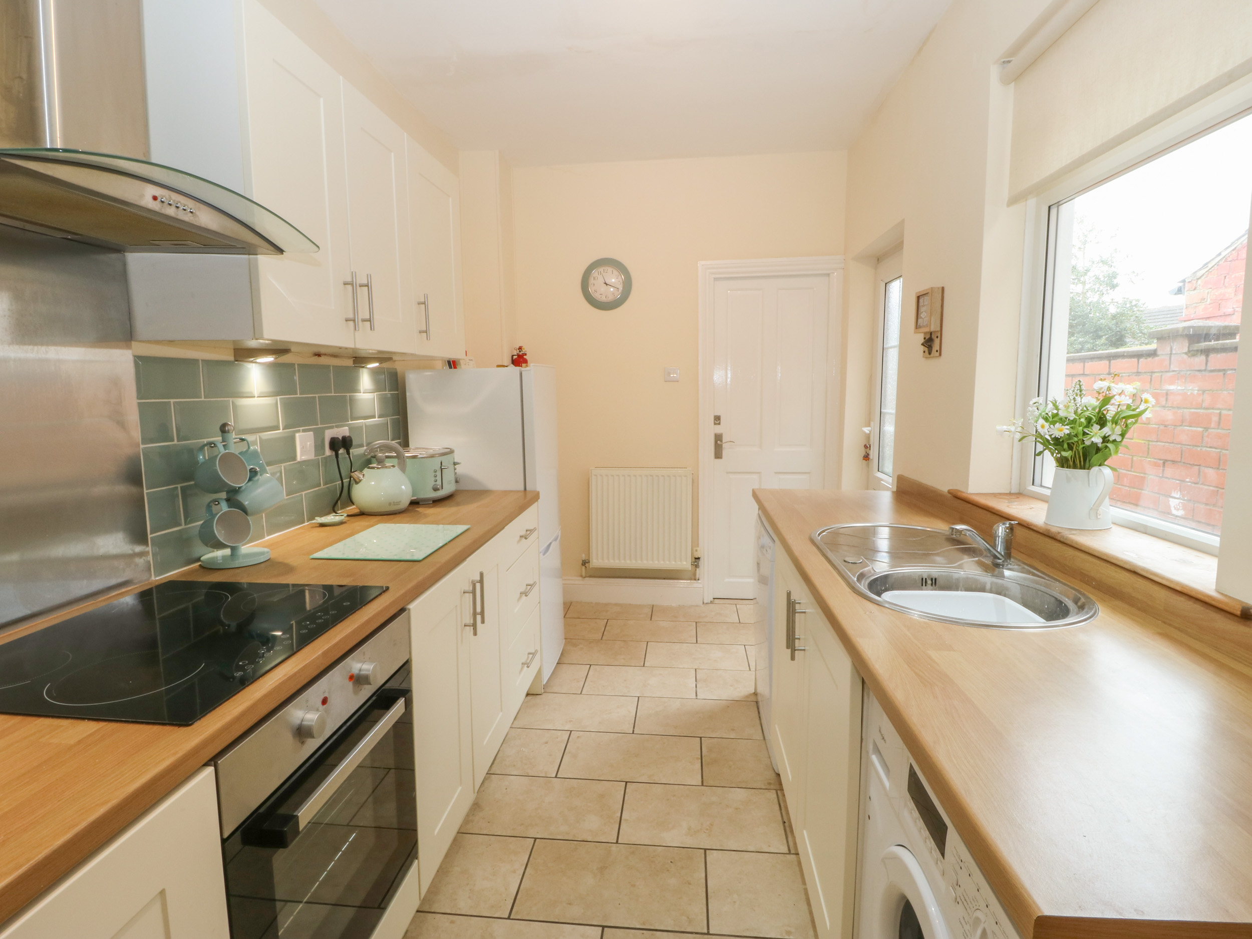 Holiday cottage in Creswell, Derbyshire - Photo 8