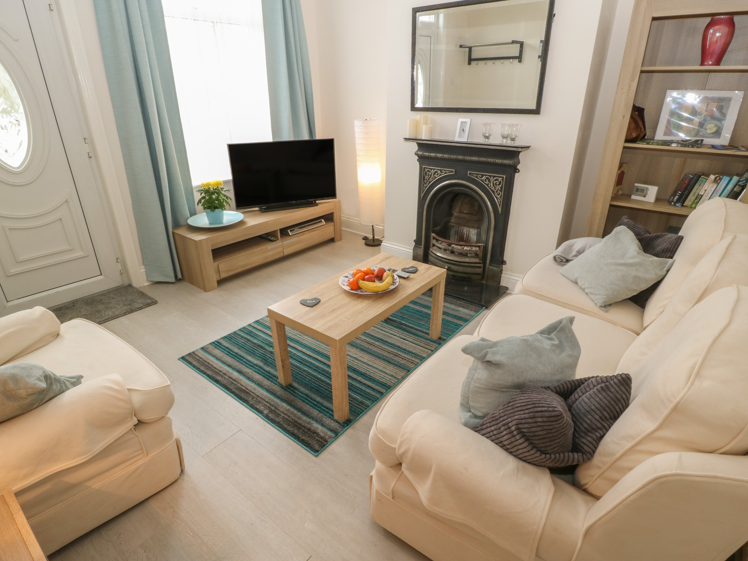 Holiday cottage in Creswell, Derbyshire - Photo 3