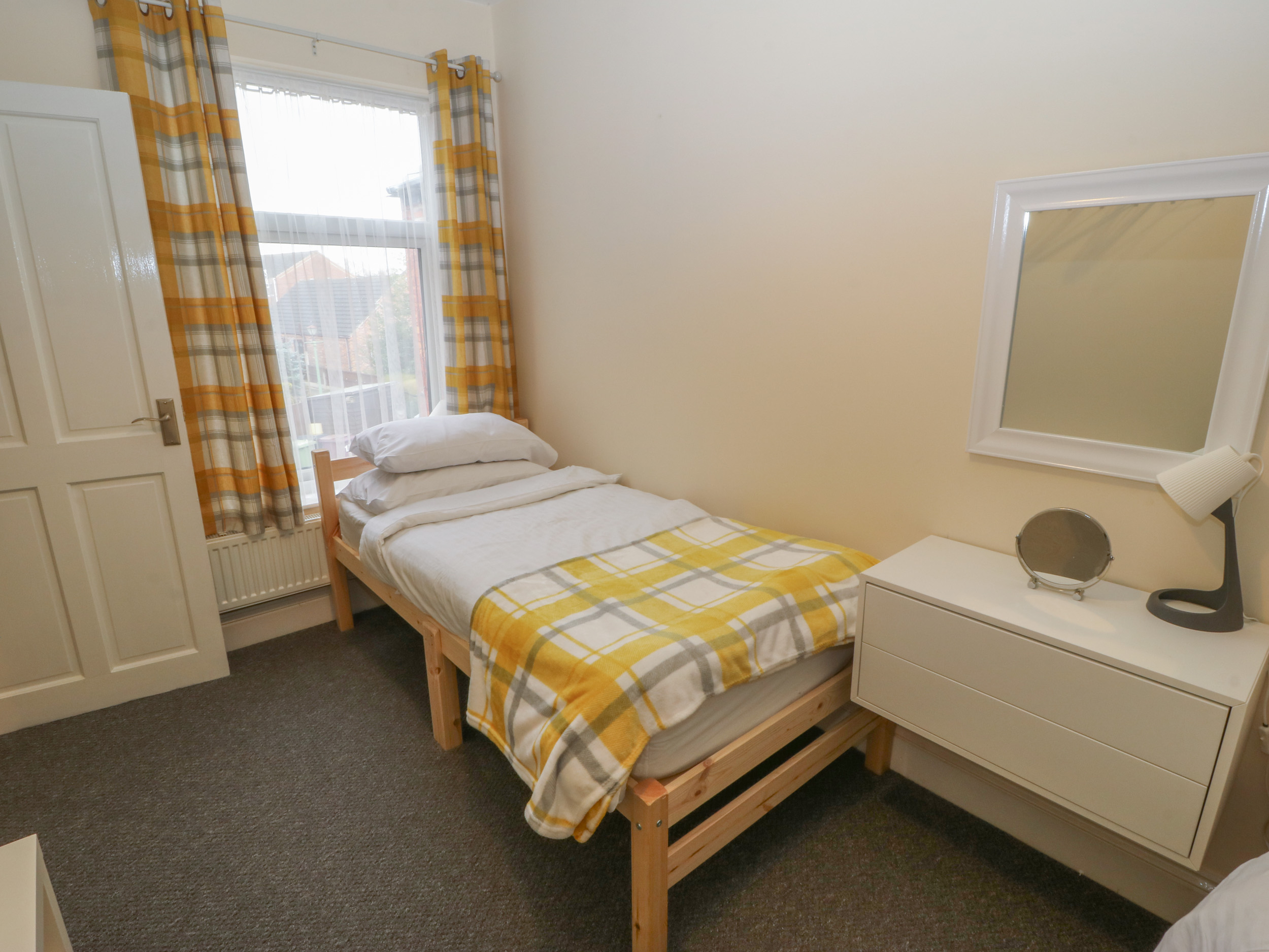 Holiday cottage in Creswell, Derbyshire - Photo 10