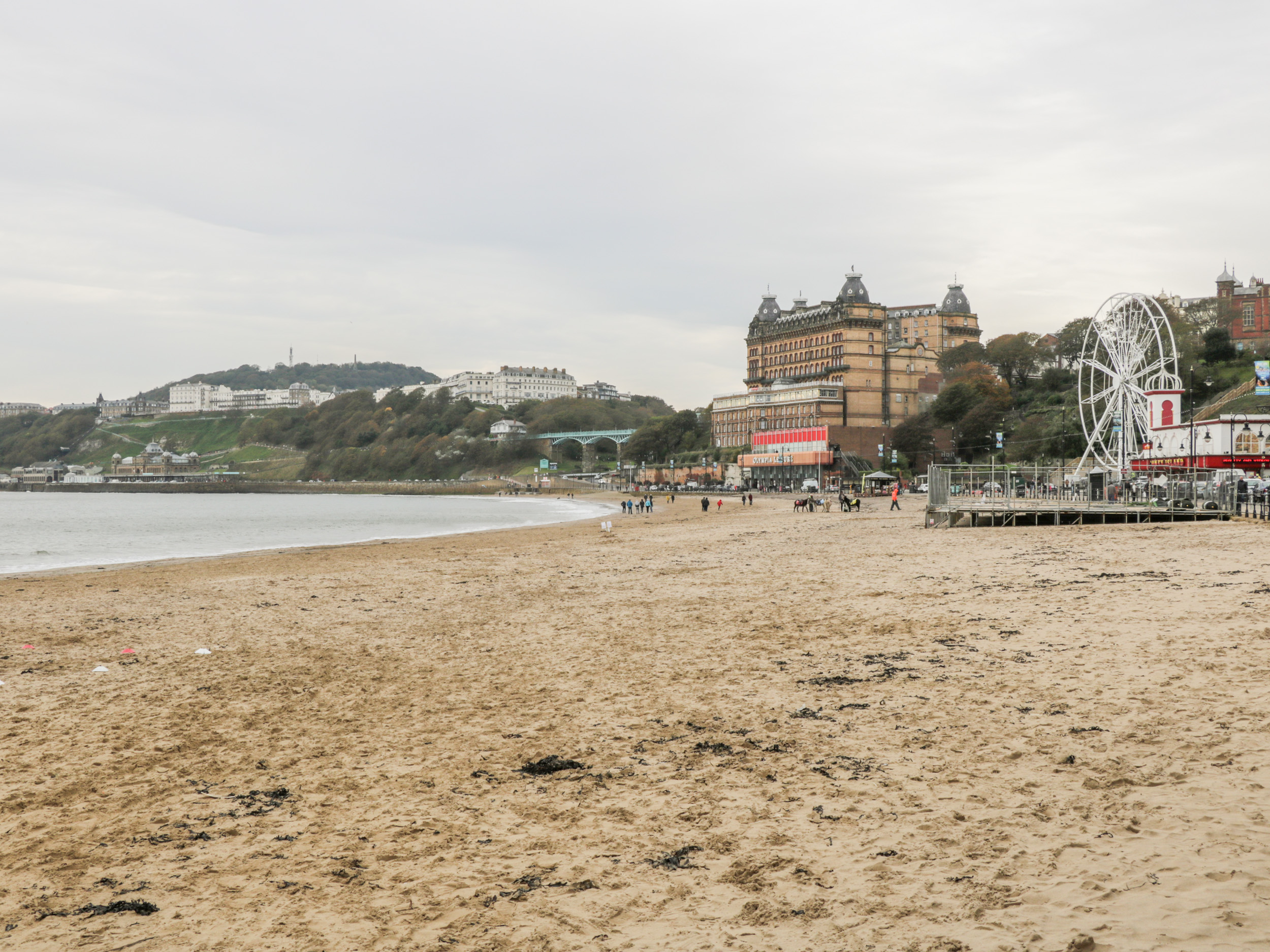 high-tides-scarborough-beach-stays