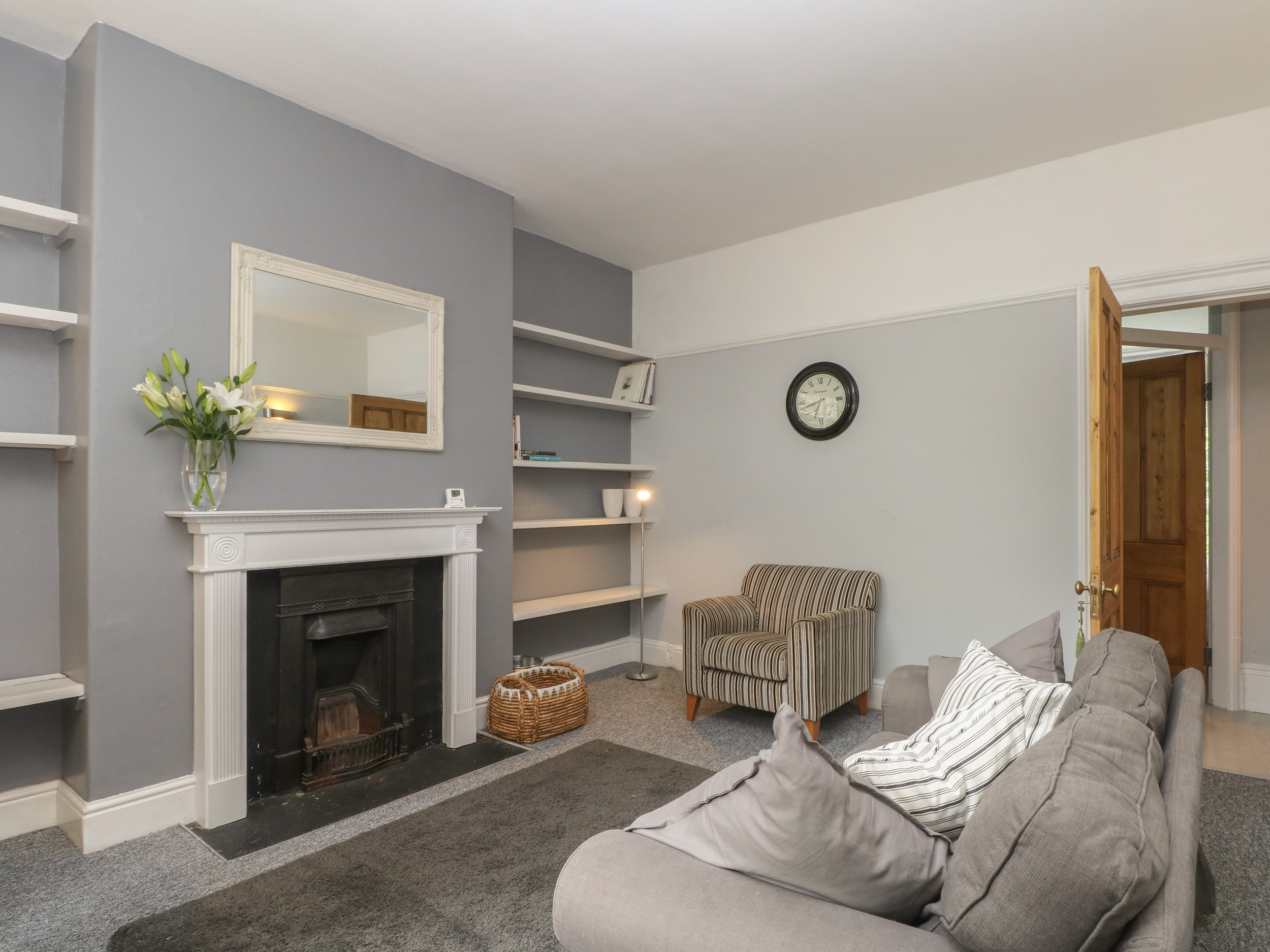 Holiday cottage in Buxton, Derbyshire - Photo 2