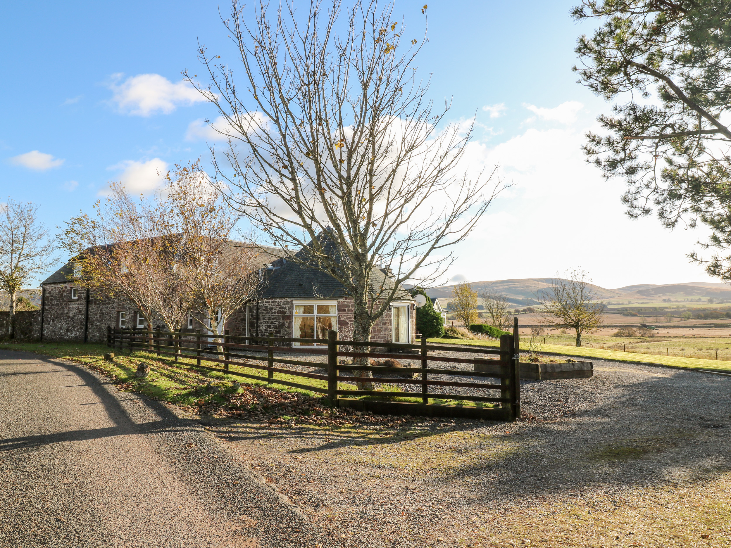 The Roundhouse - Sleeps 7