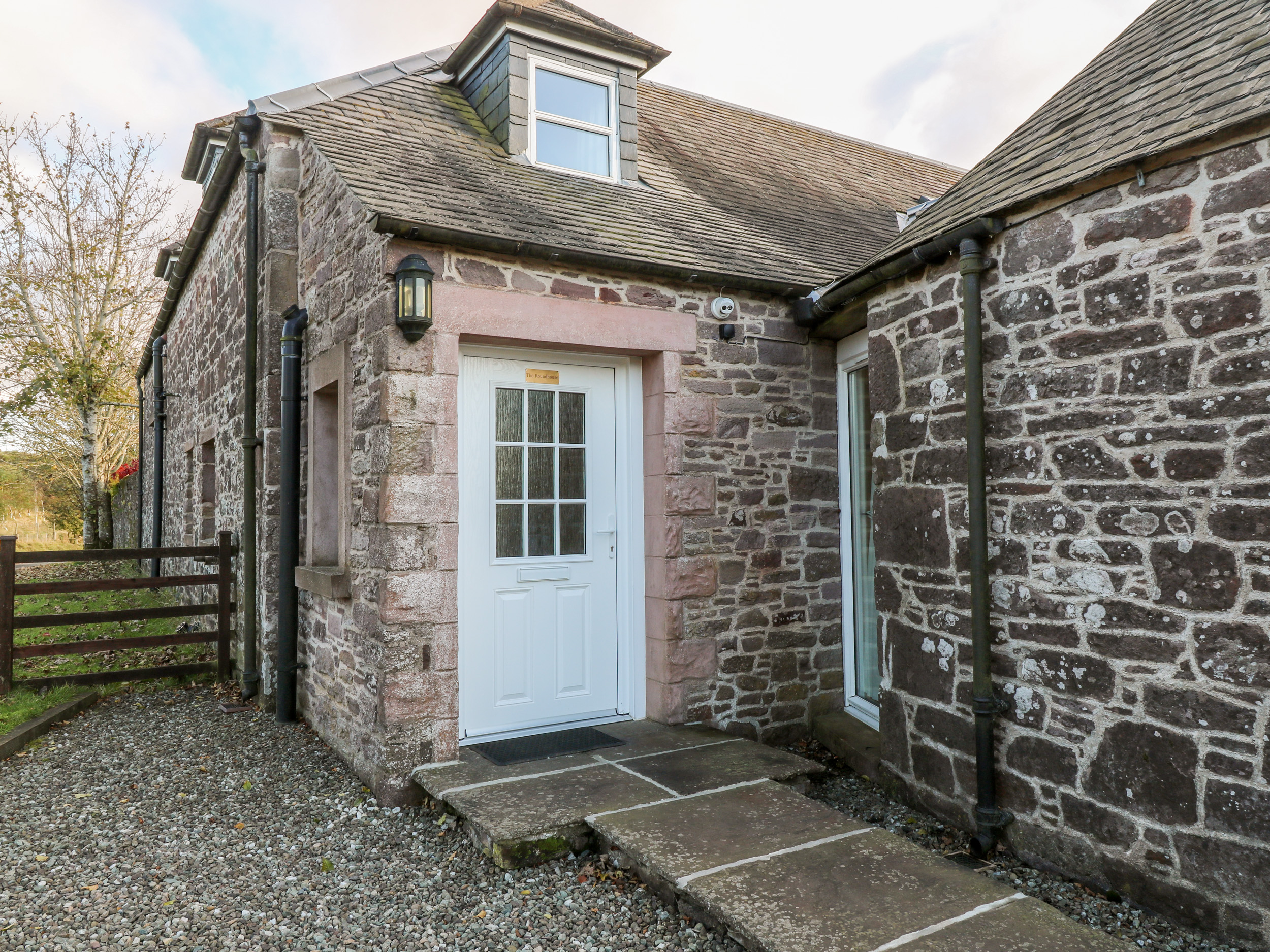 The Roundhouse - Sleeps 7