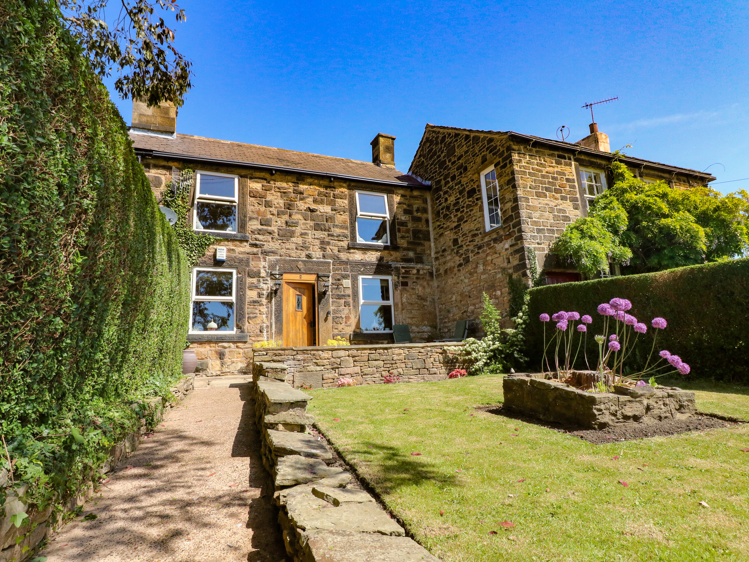 Holiday cottage, Dronfield (2 Snape Hill)