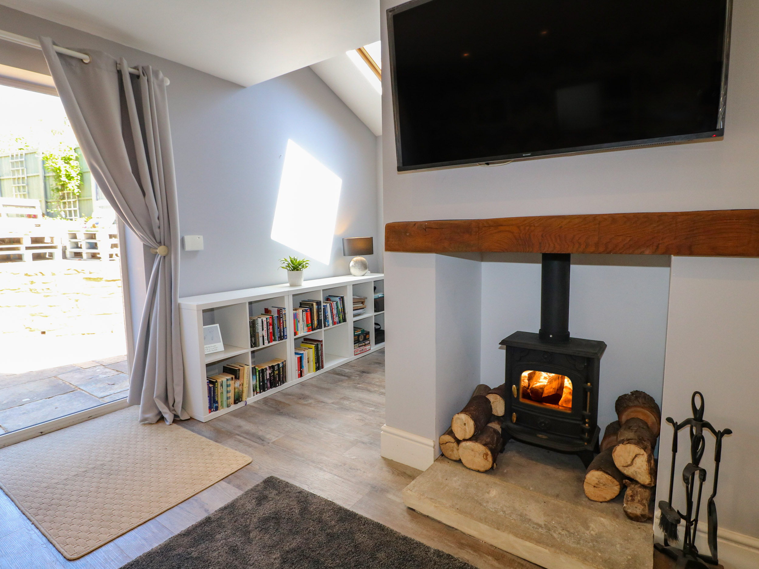 Holiday cottage in Dronfield, Derbyshire - Photo 6
