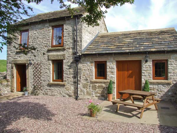 Holiday cottage, Cressbrook (Swallows Barn)