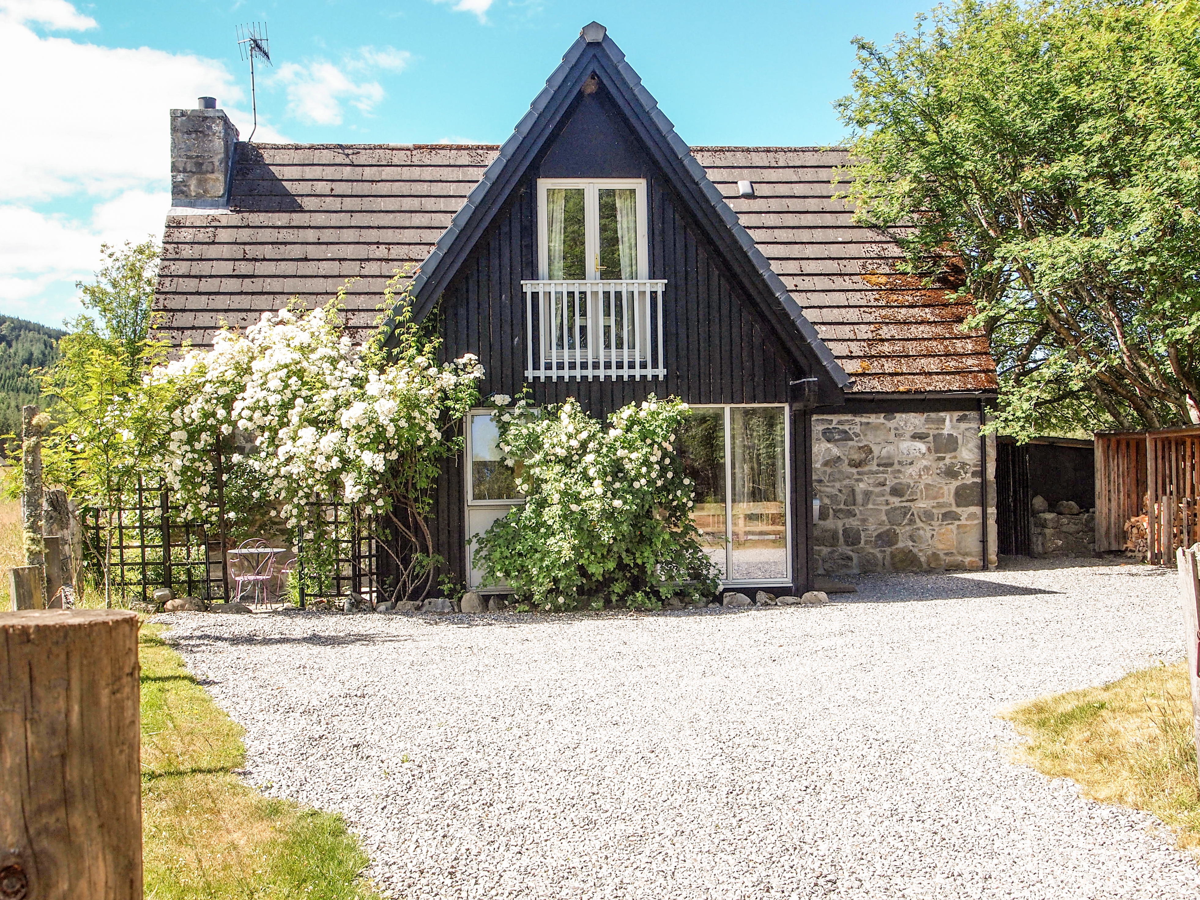Holiday cottage, Kincraig (Inshcraig)