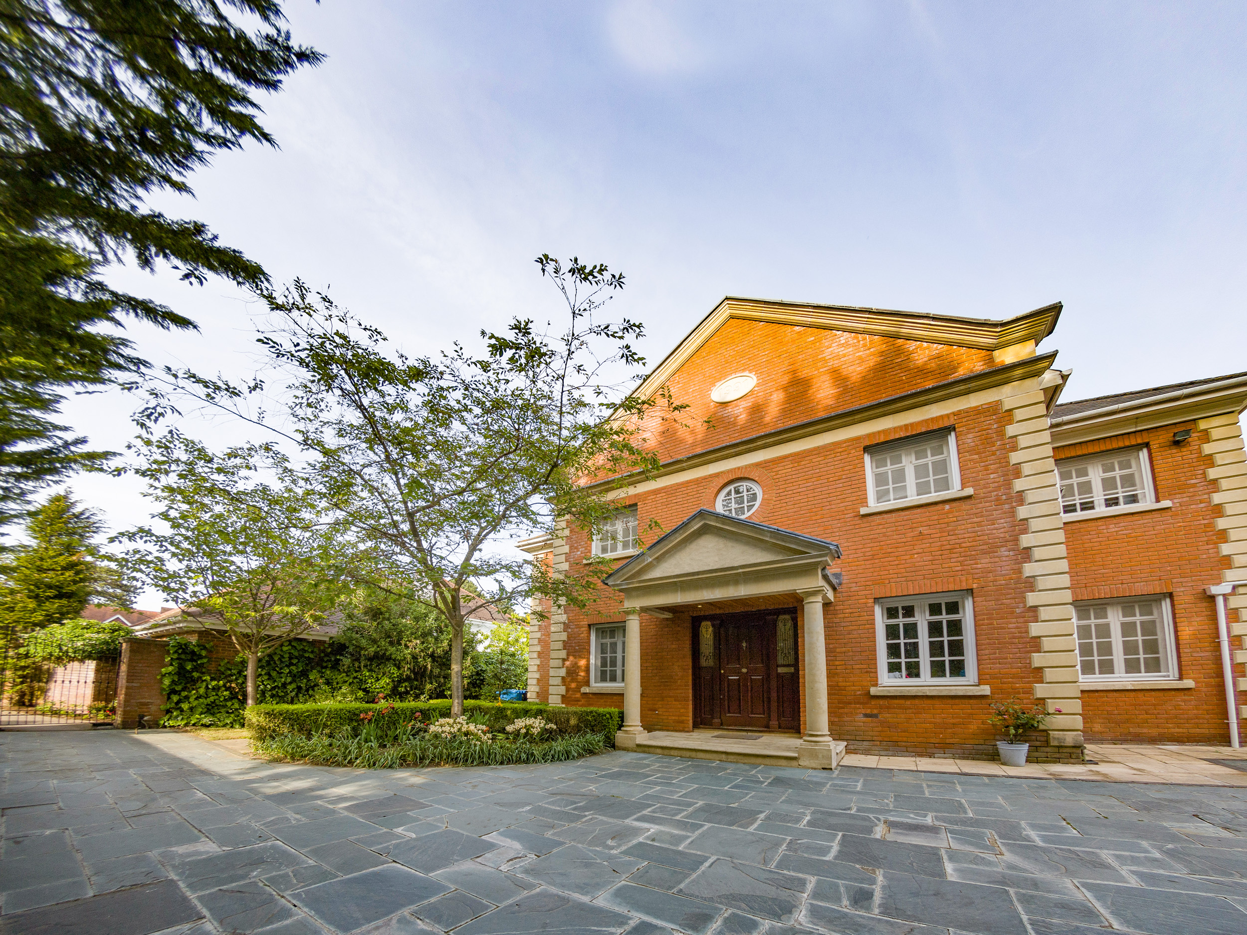 Gleneagles - Sleeps 12