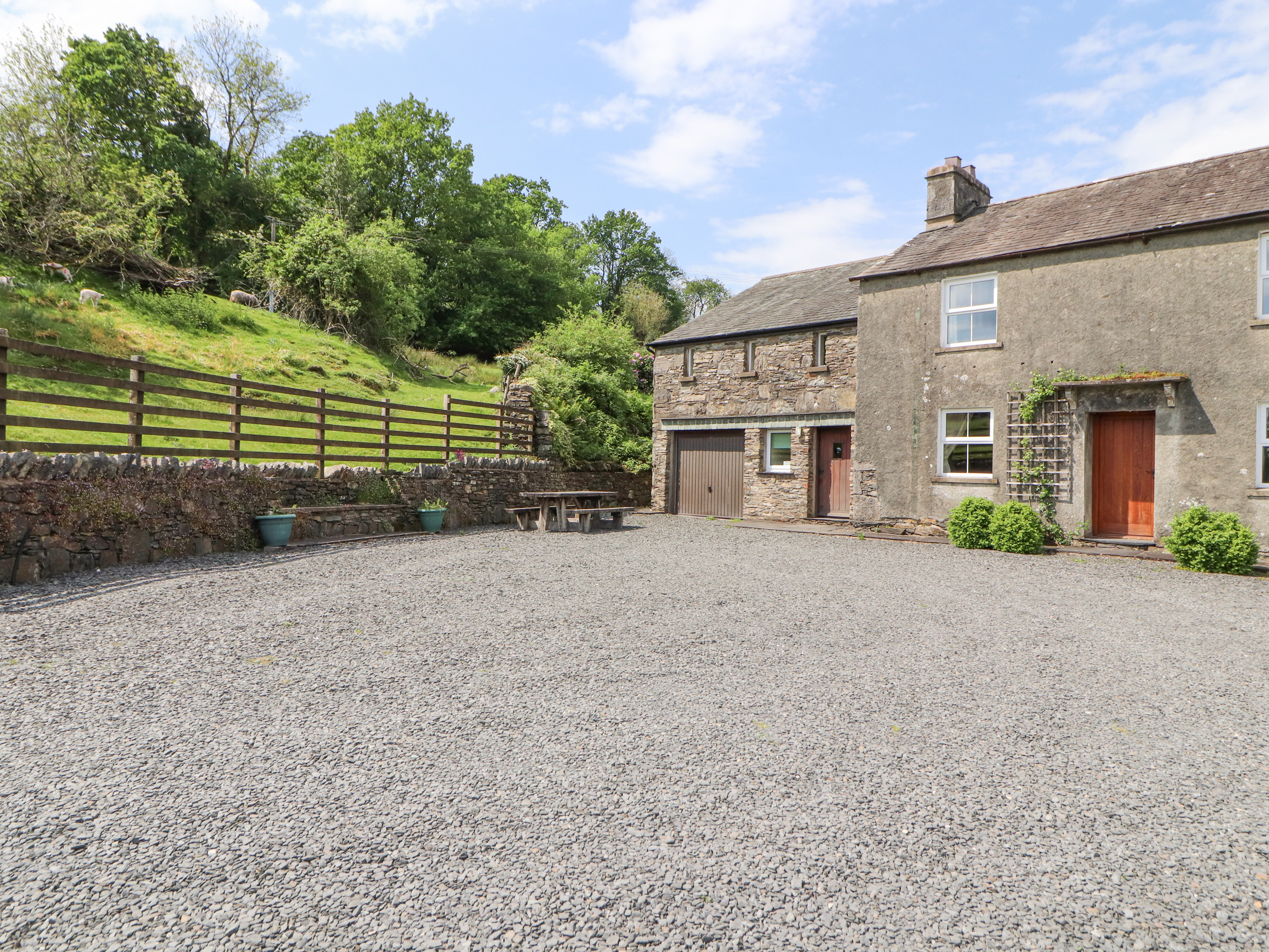 Holiday cottage, Bowness-on-Windermere (Goswick Hall)