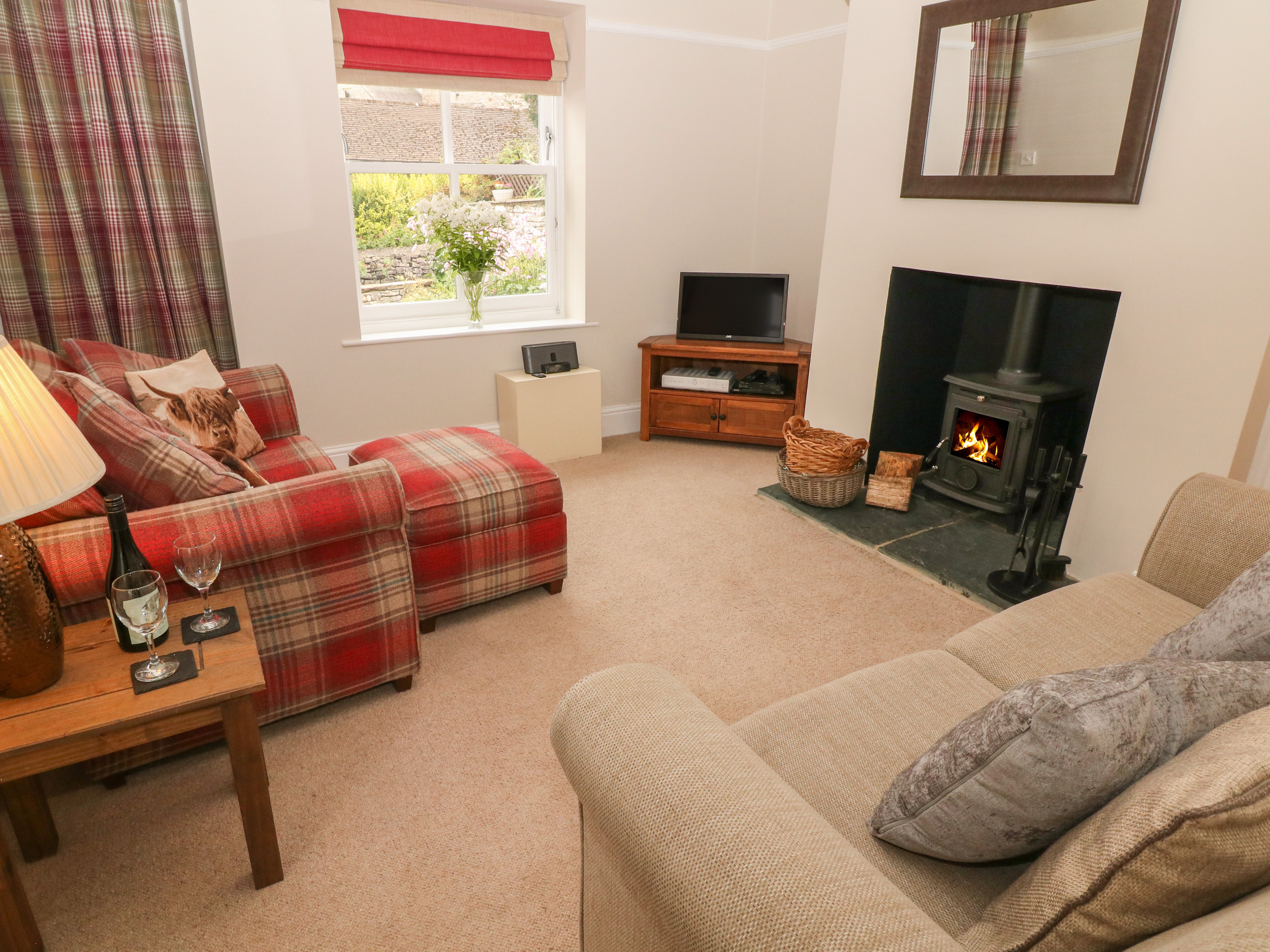 Holiday cottage in Bradwell, Derbyshire - Photo 4