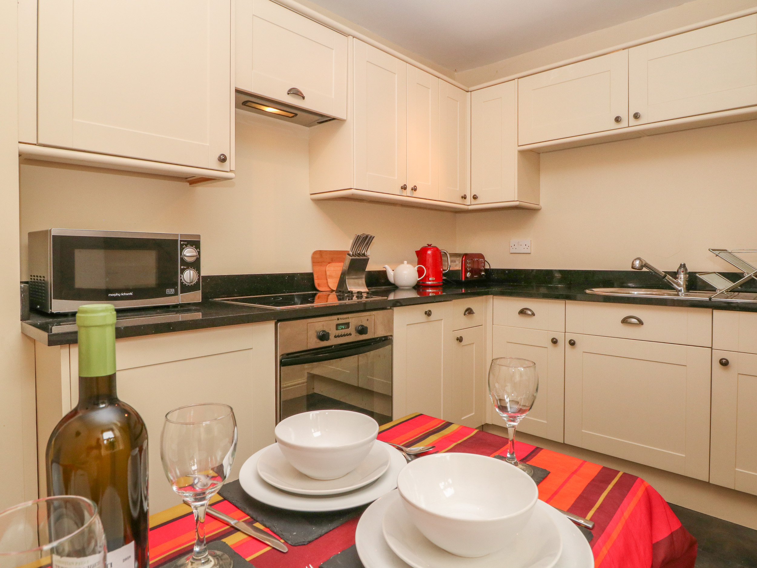 Holiday cottage in Bradwell, Derbyshire - Photo 9