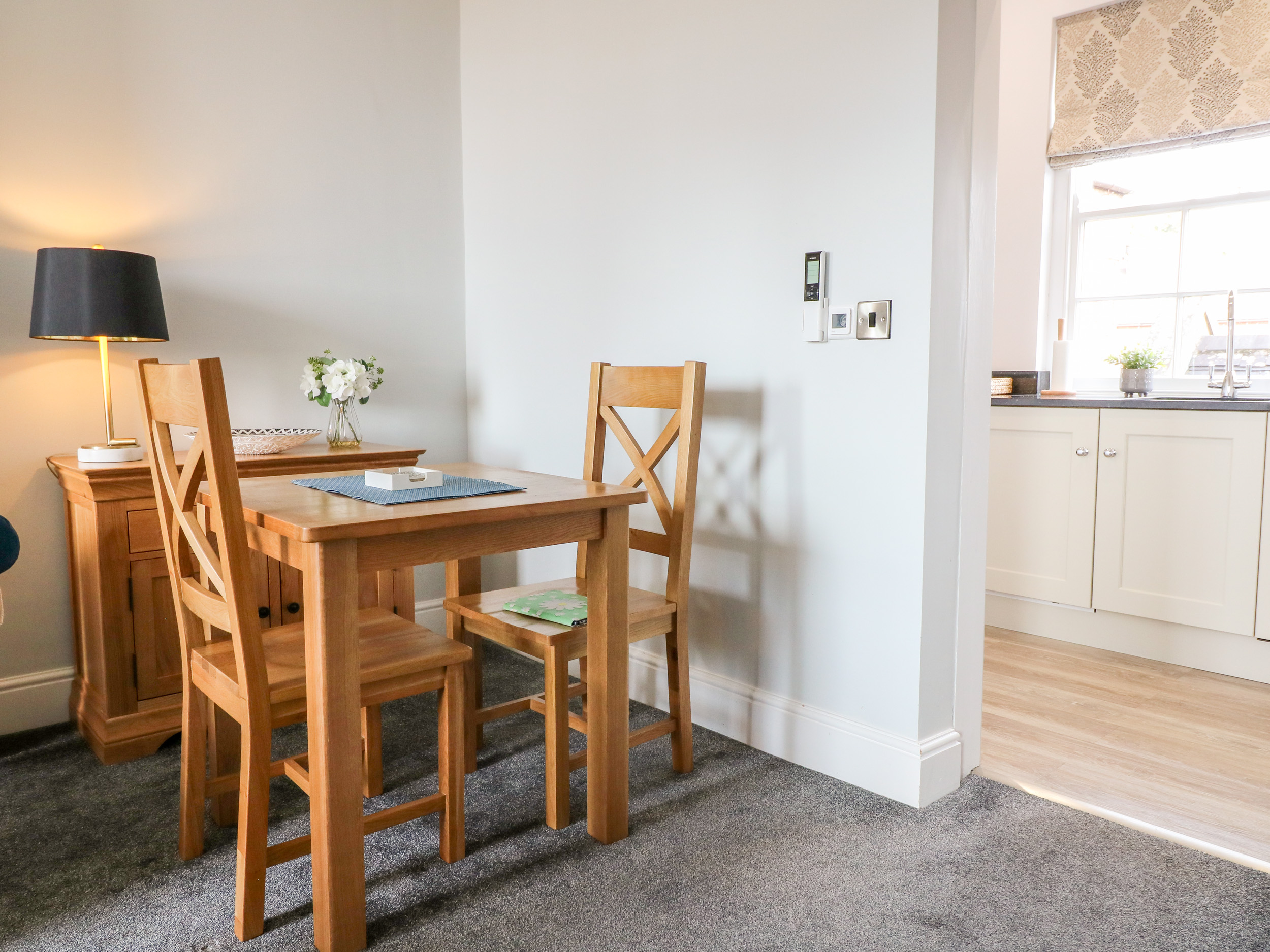 Holiday cottage in Ashbourne, Derbyshire - Photo 11