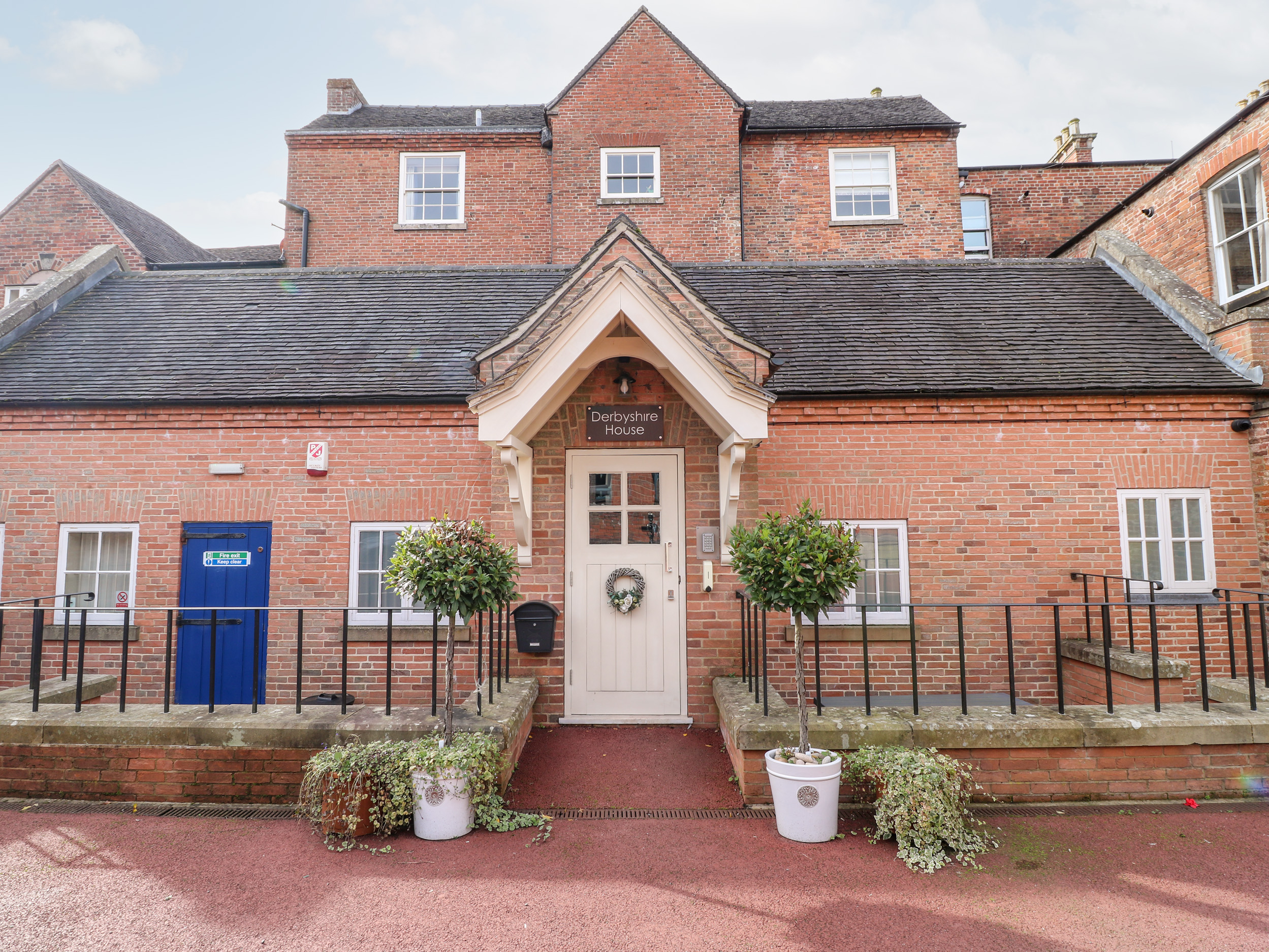 Holiday cottage in Ashbourne, Derbyshire - Photo 4