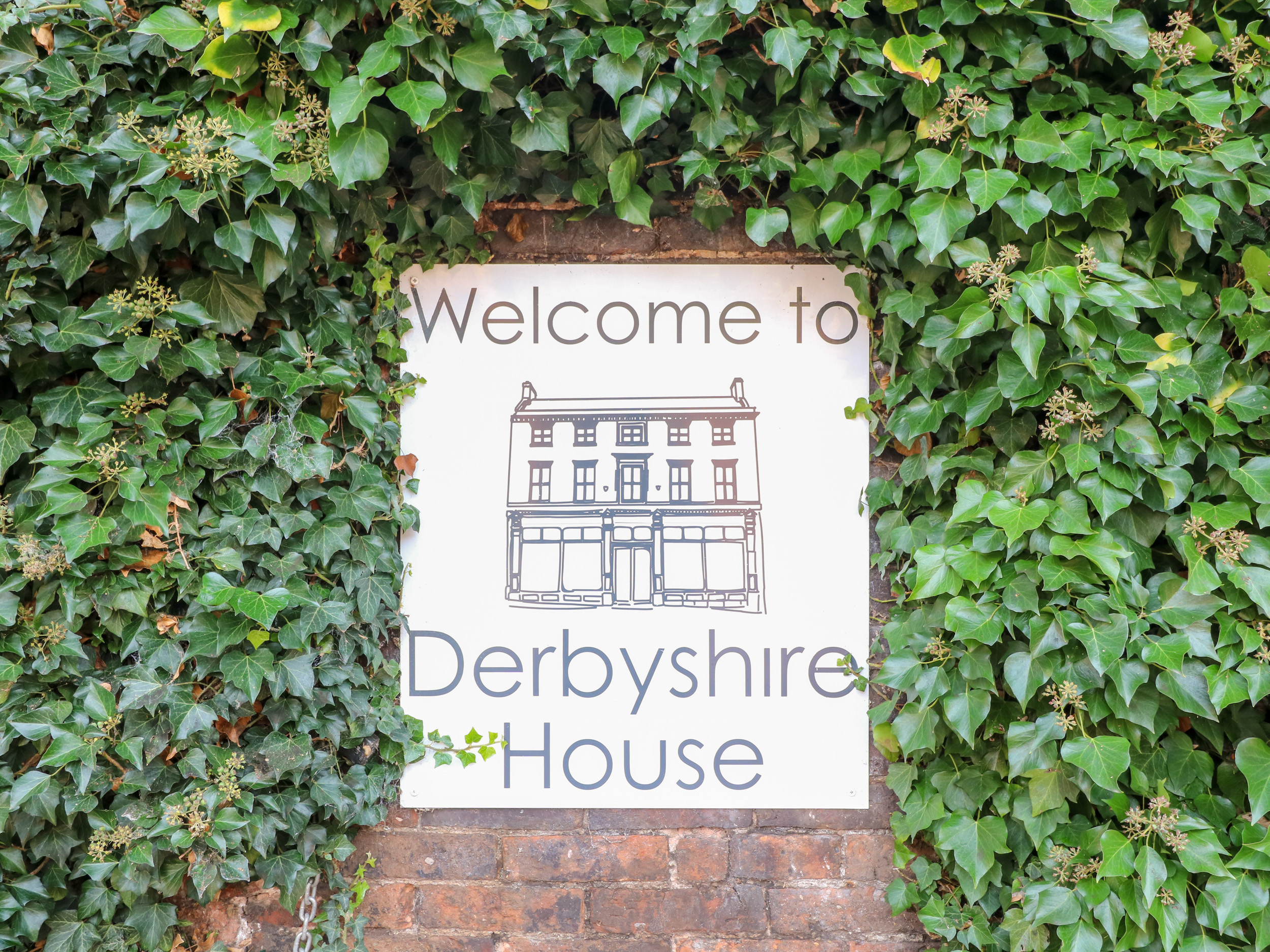 Holiday cottage in Ashbourne, Derbyshire - Photo 3