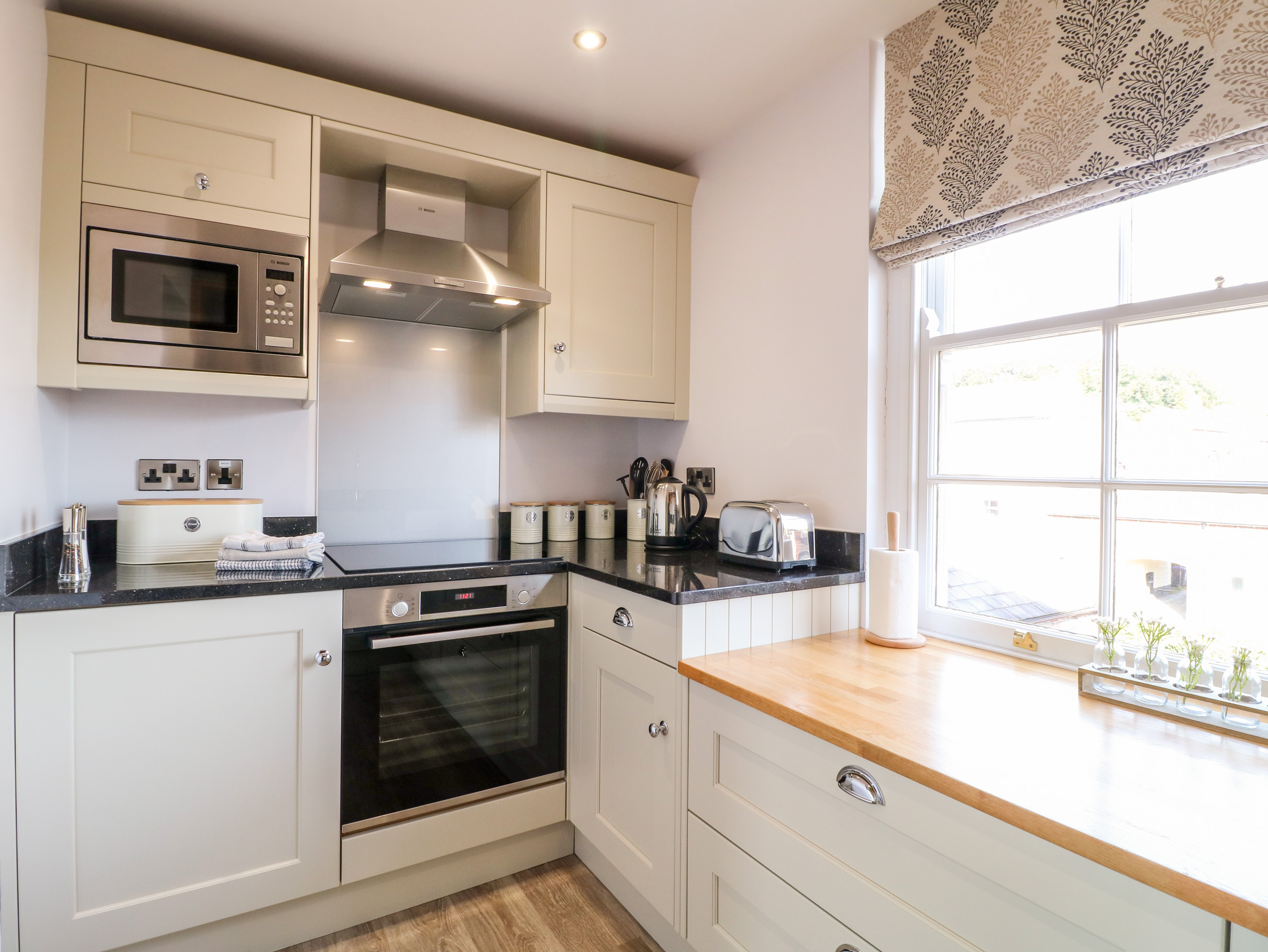 Holiday cottage in Ashbourne, Derbyshire - Photo 11