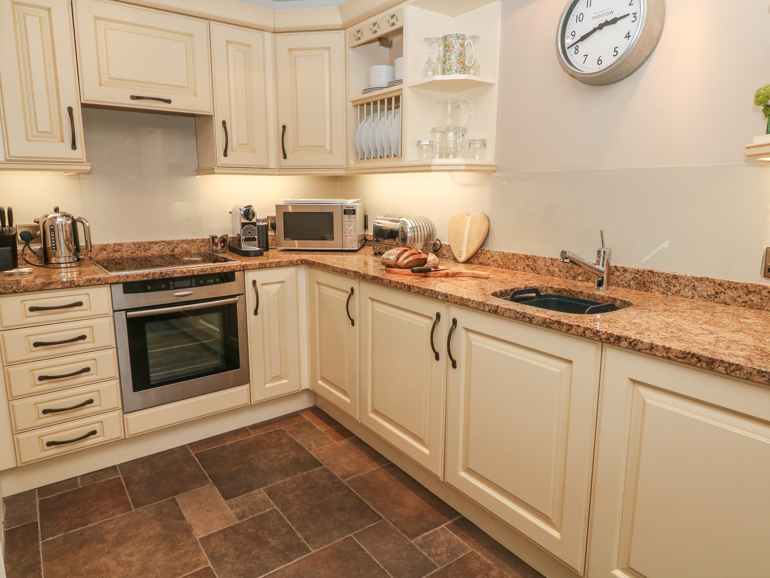Holiday cottage in Castleton, Derbyshire - Photo 11