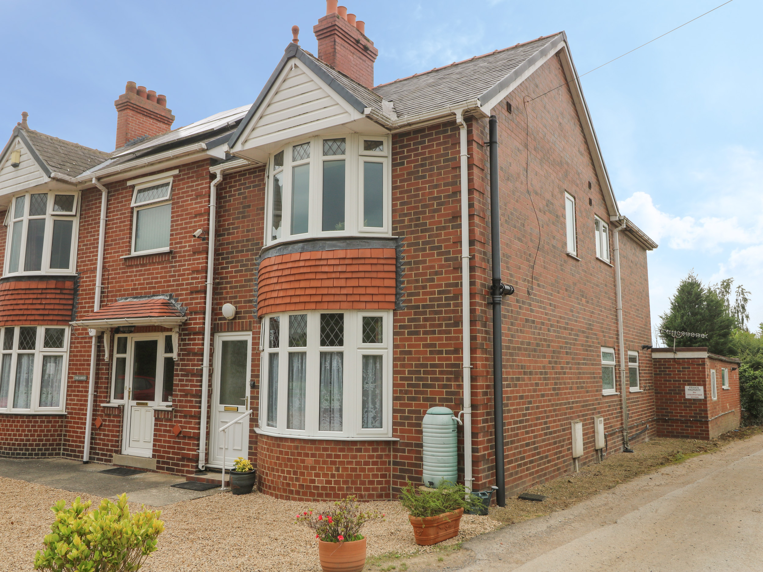 Holiday cottage, Boroughbridge ()