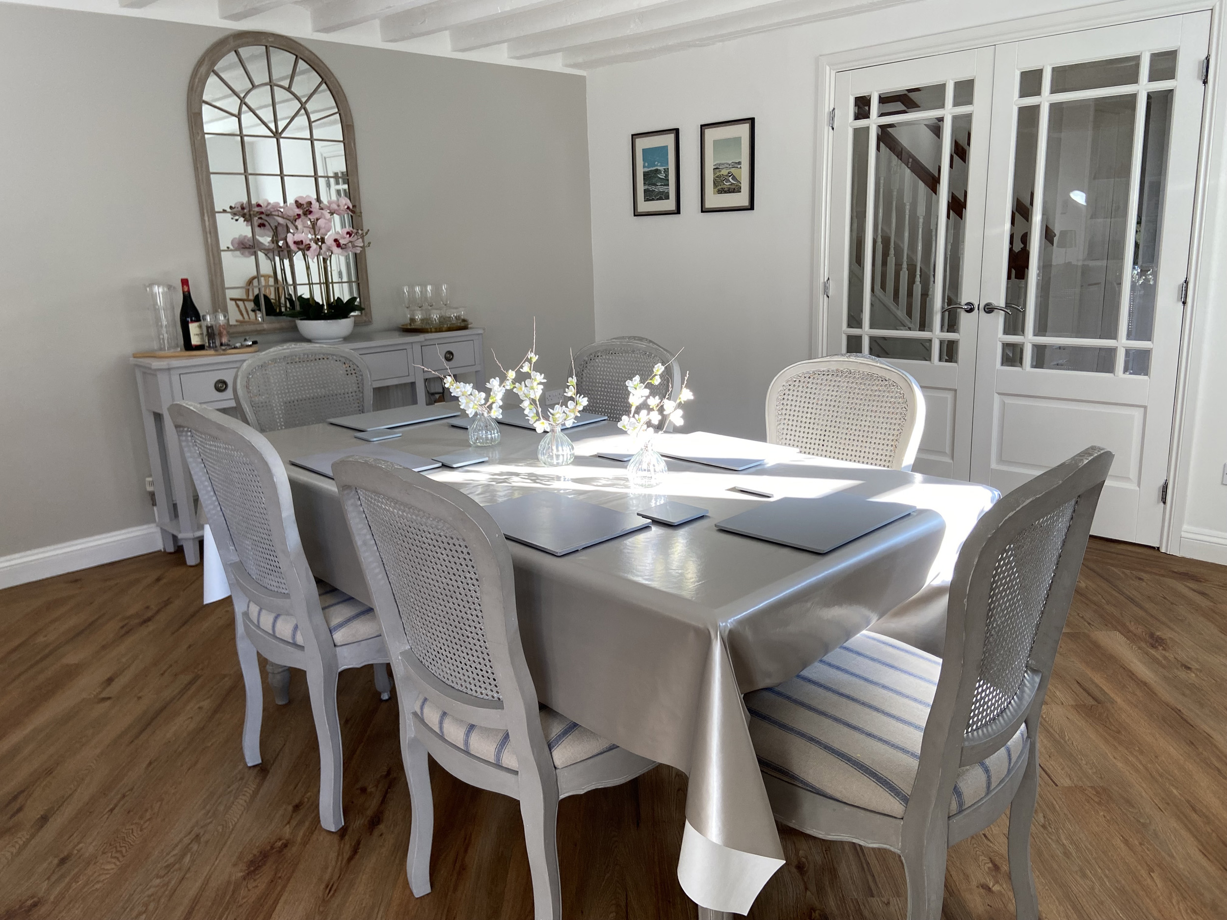 The Granary - Sleeps 6