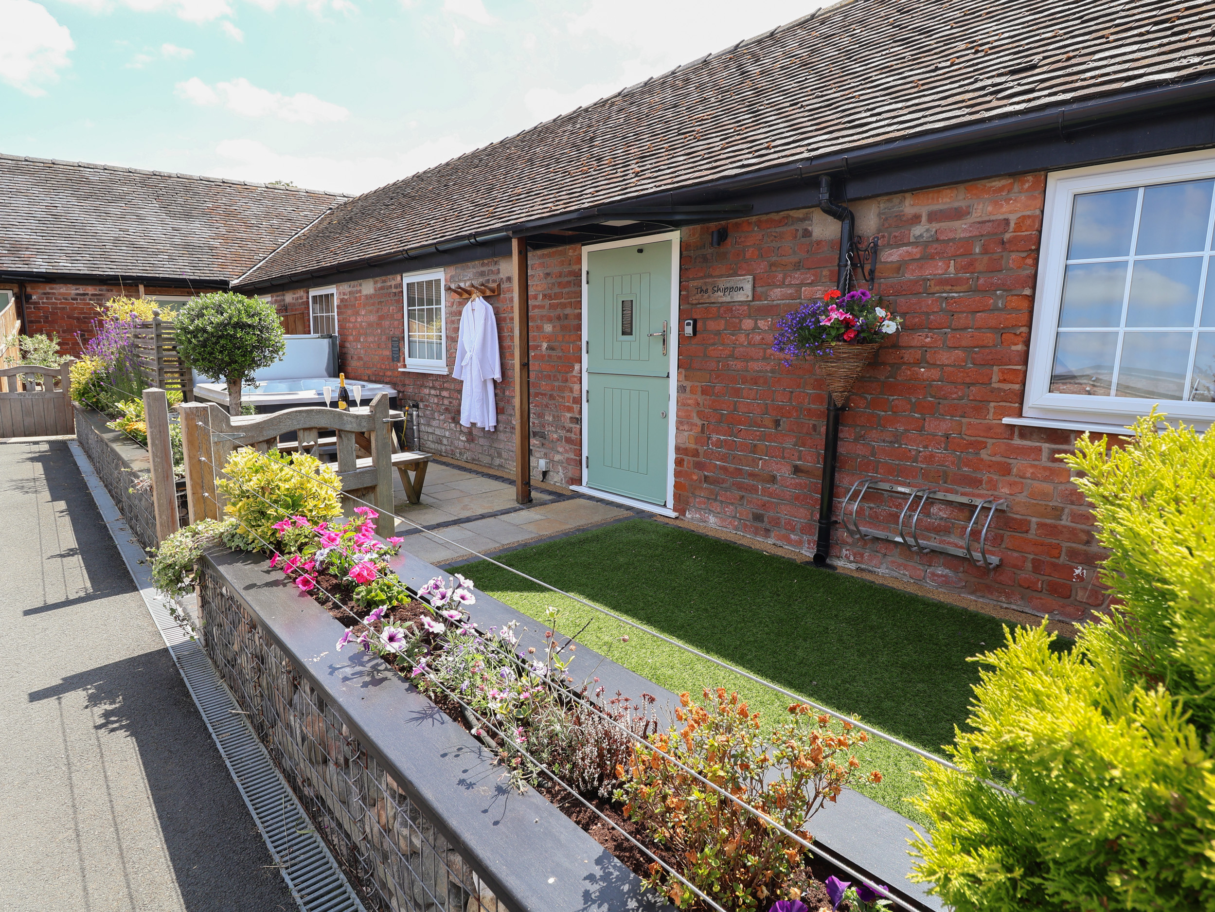 Holiday cottage, Chester (The Shippon)