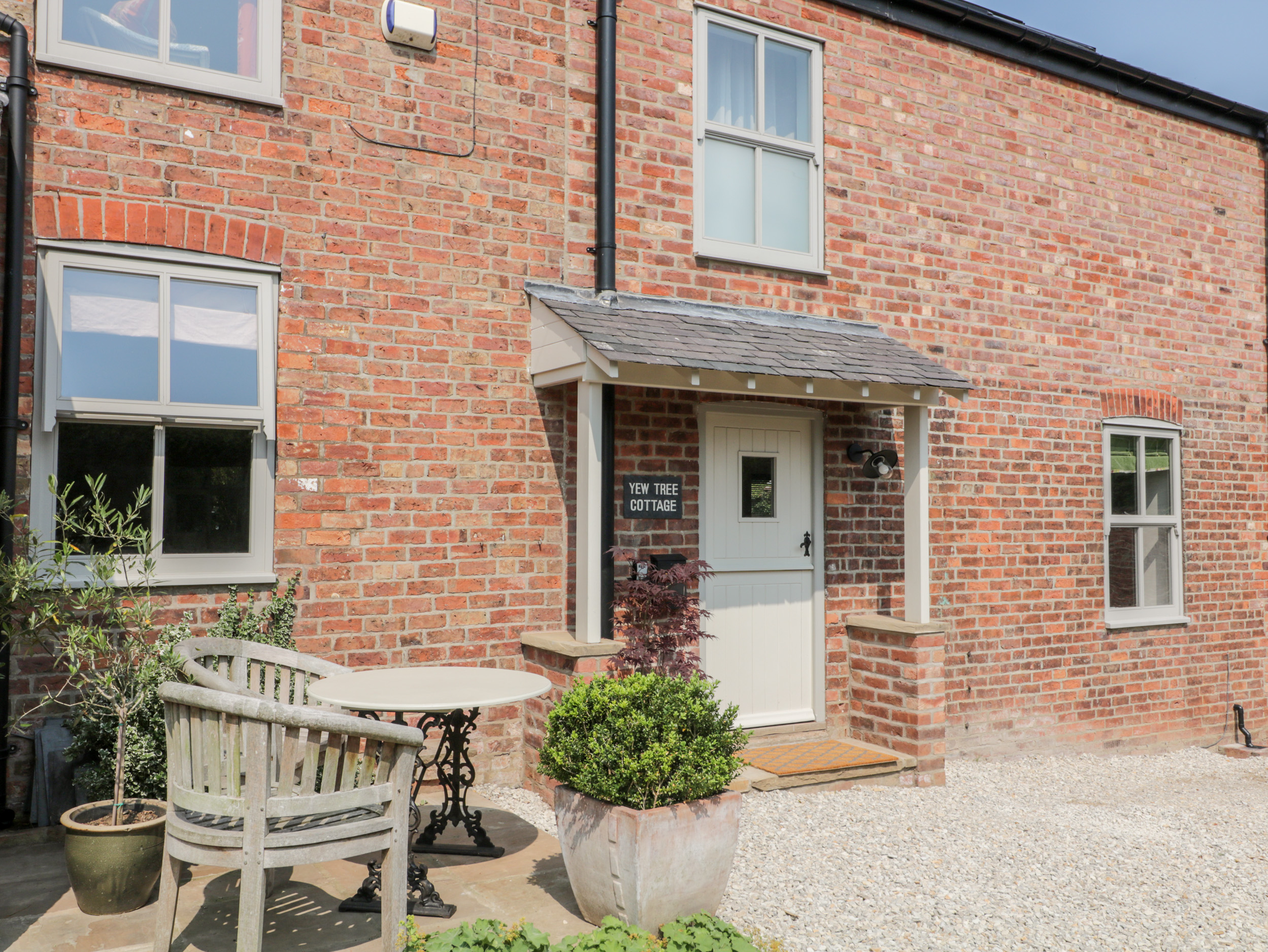 Holiday cottage, South Cave ()