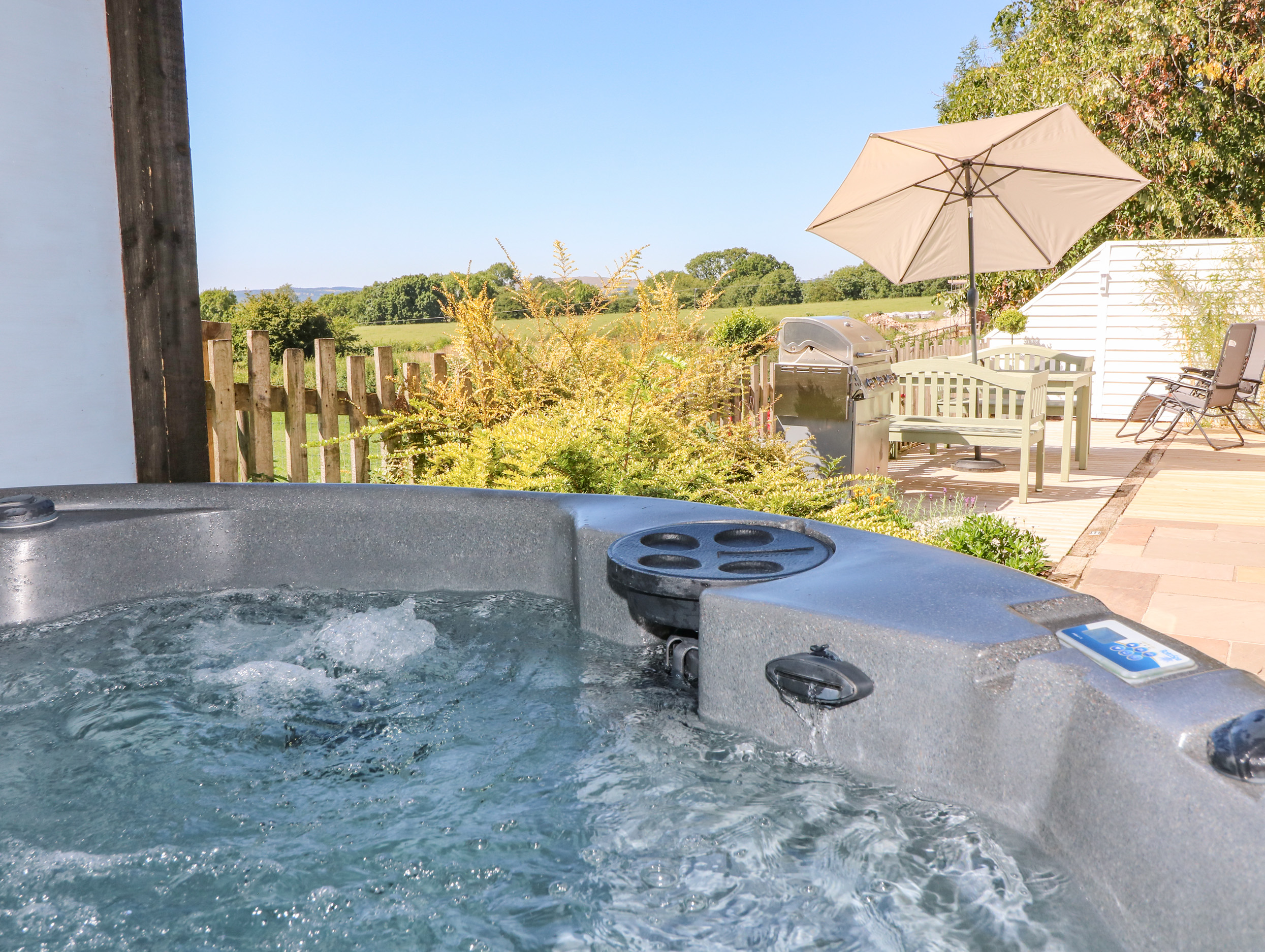 Holiday cottage in Ashbourne, Derbyshire - Photo 2