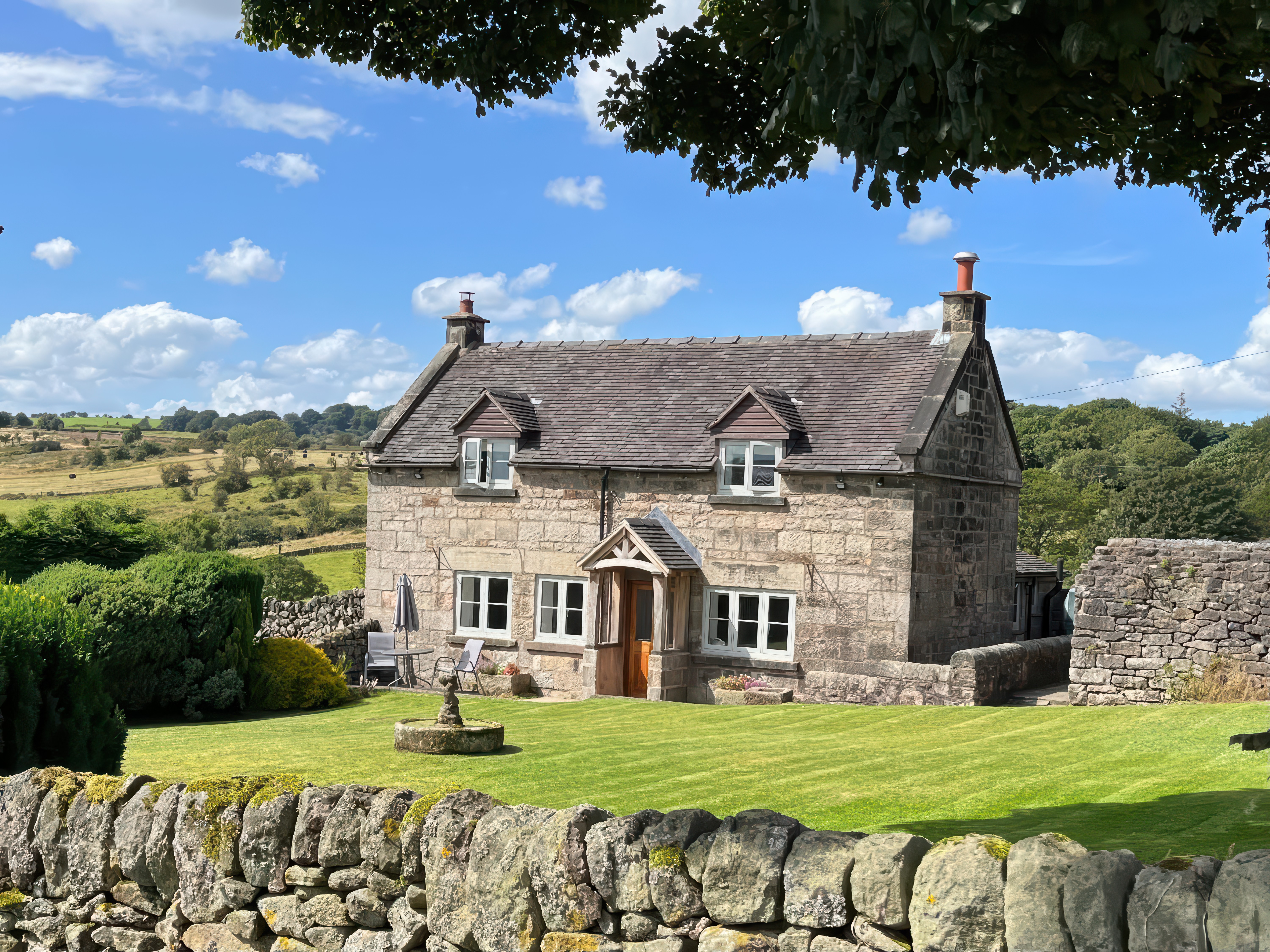 Holiday cottage, Ashbourne (Sycamore Cottage)