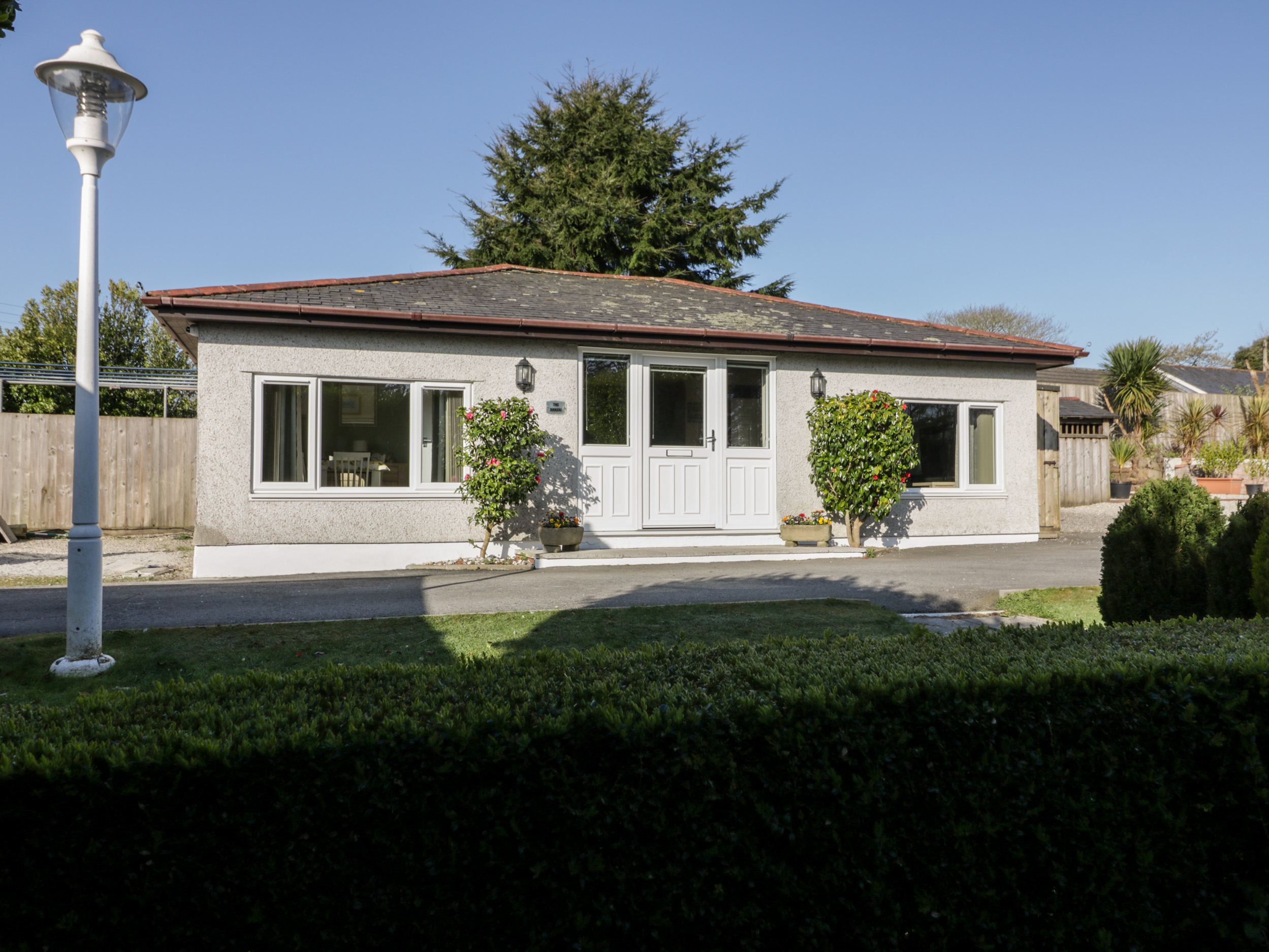 Holiday cottage, Truro (Lower Brambleside)