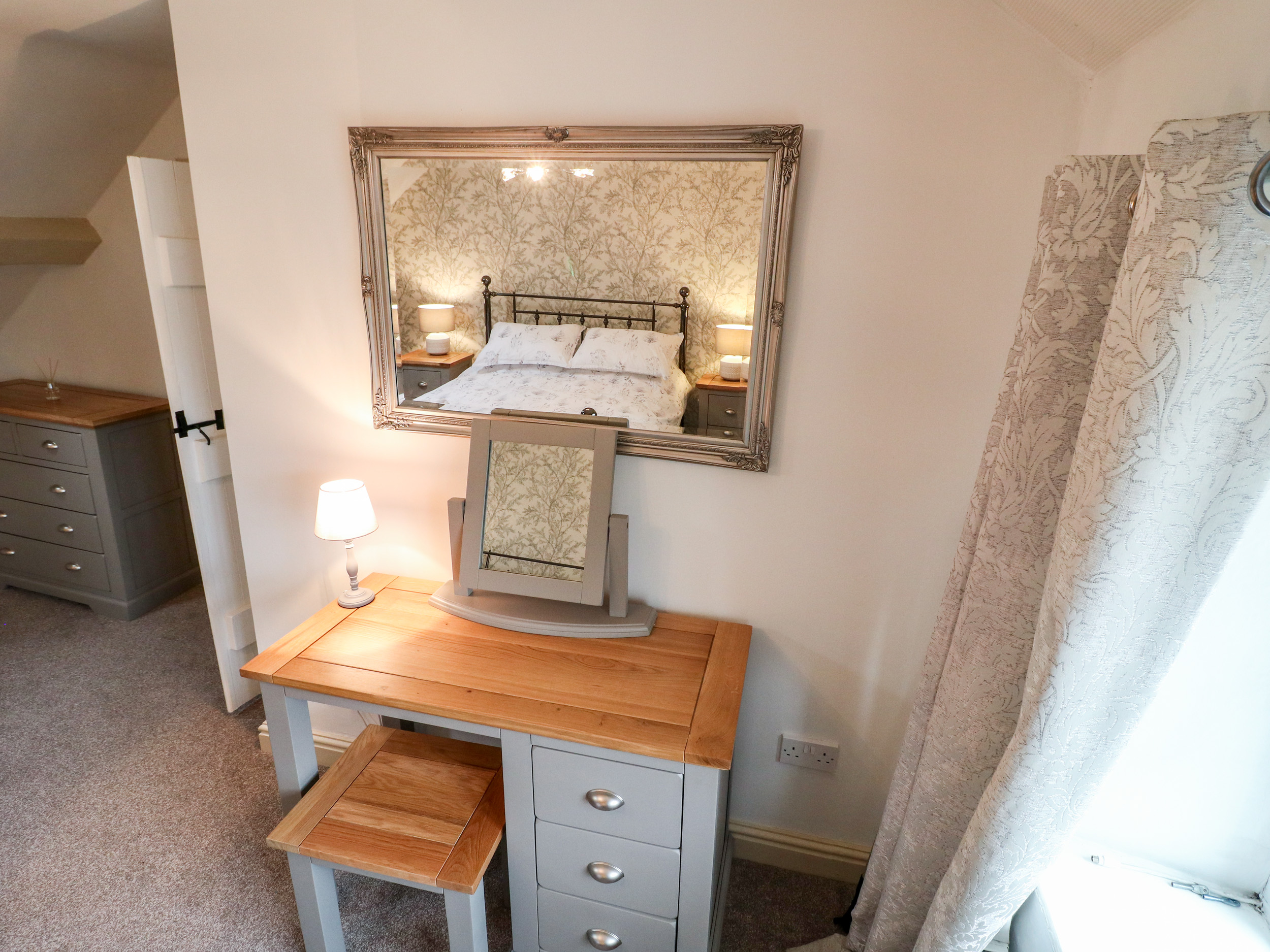 Holiday cottage in Shirland, Derbyshire - Photo 11