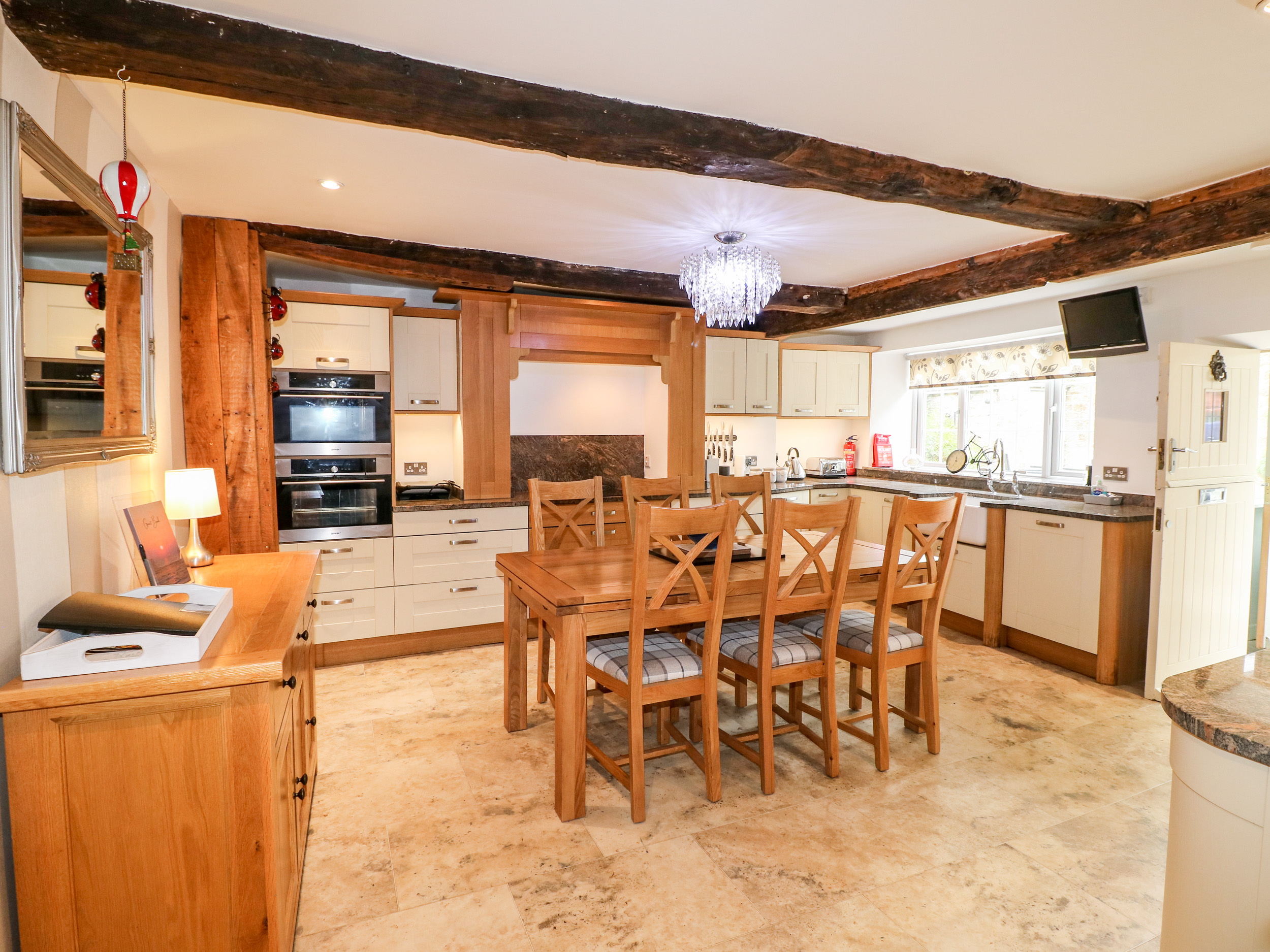 Holiday cottage in Shirland, Derbyshire - Photo 7