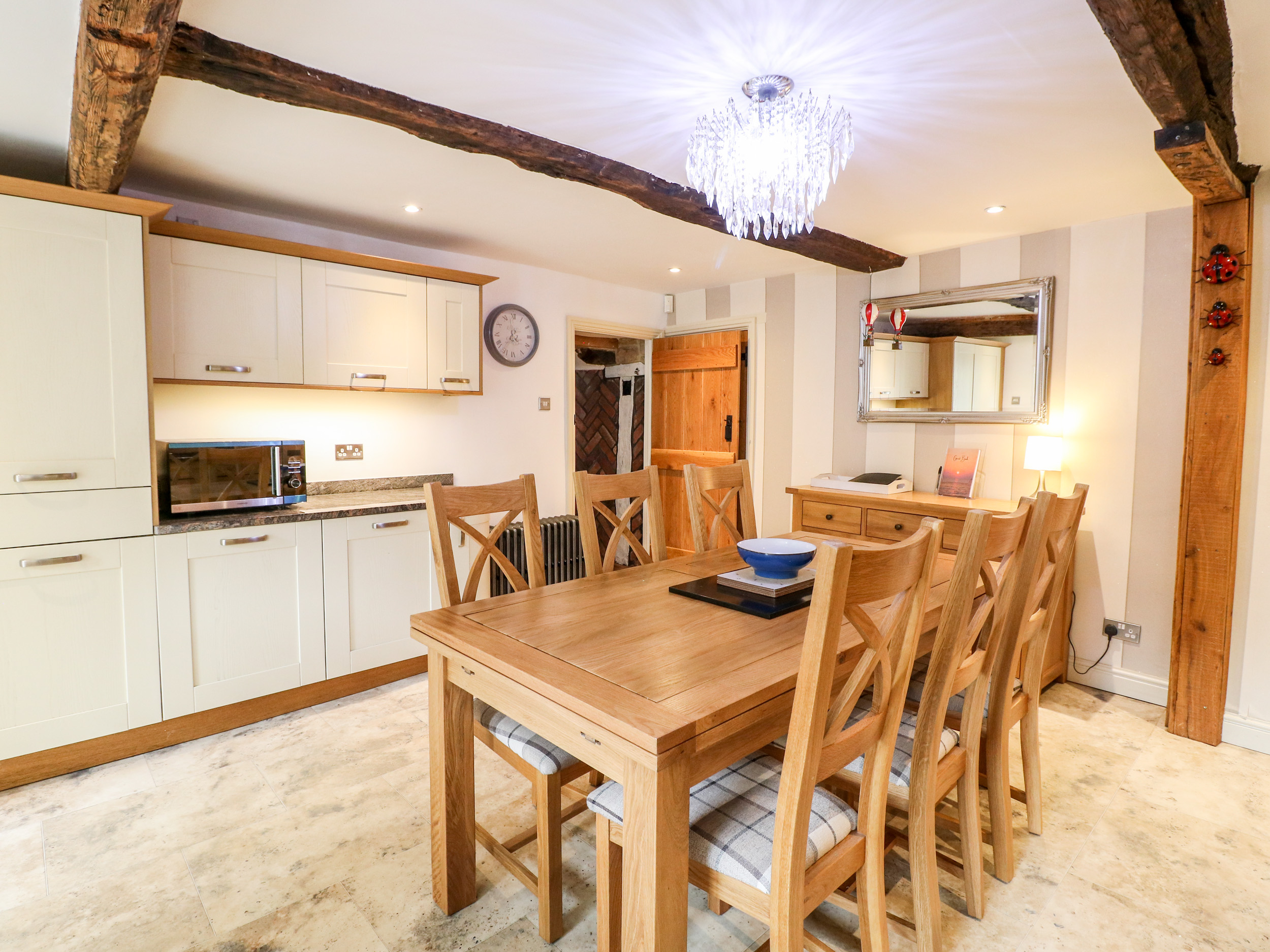 Holiday cottage in Shirland, Derbyshire - Photo 8