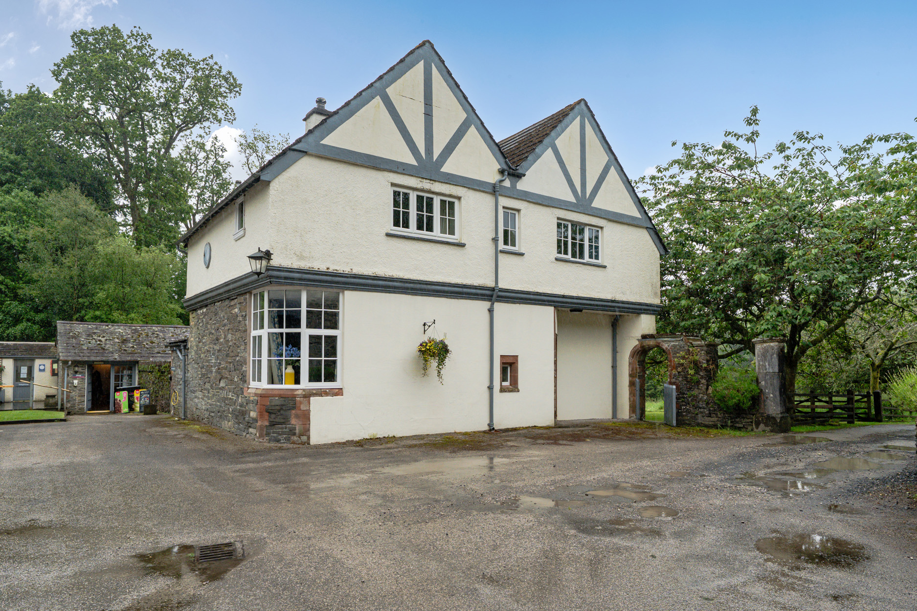 Cottage ∙ 4 Bedrooms ∙ 8 Guests - Lancashire